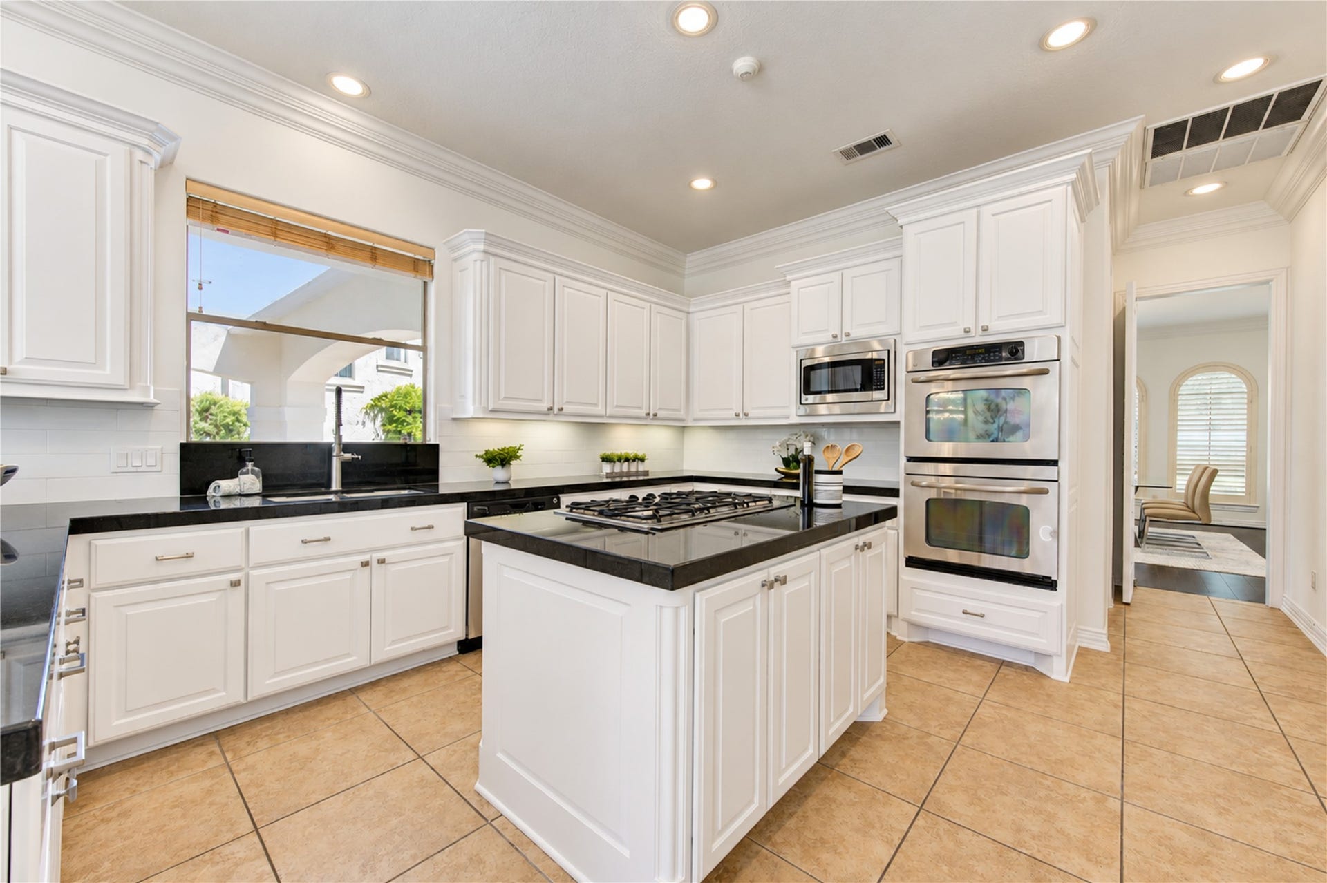 14014 Hampton Cove Drive, Houston, TX 77077 14014 Hampton Cove Drive, Houston, TX 77077