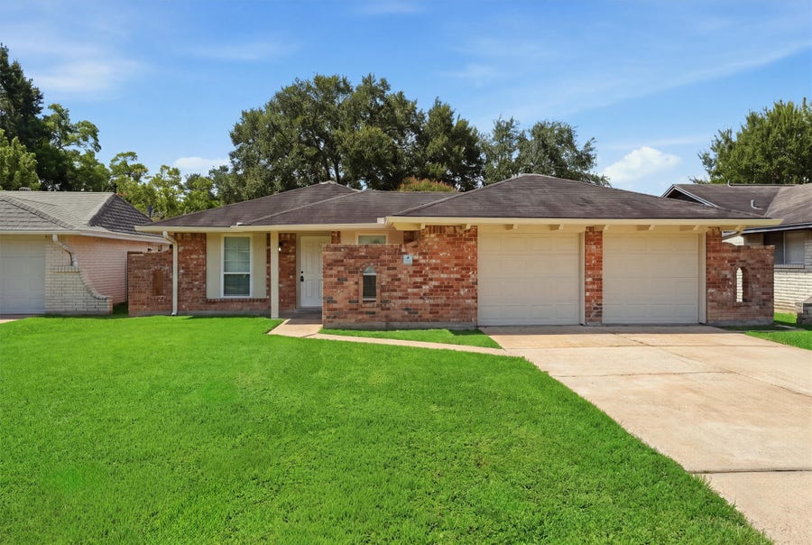 Property photo for 7627 Kellwood Drive, Houston, TX