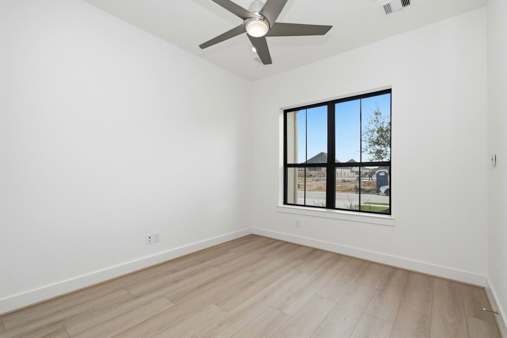 7311 Lilac Orchid Lane, Katy, TX 77493 7311 Lilac Orchid Lane, Katy, TX 77493