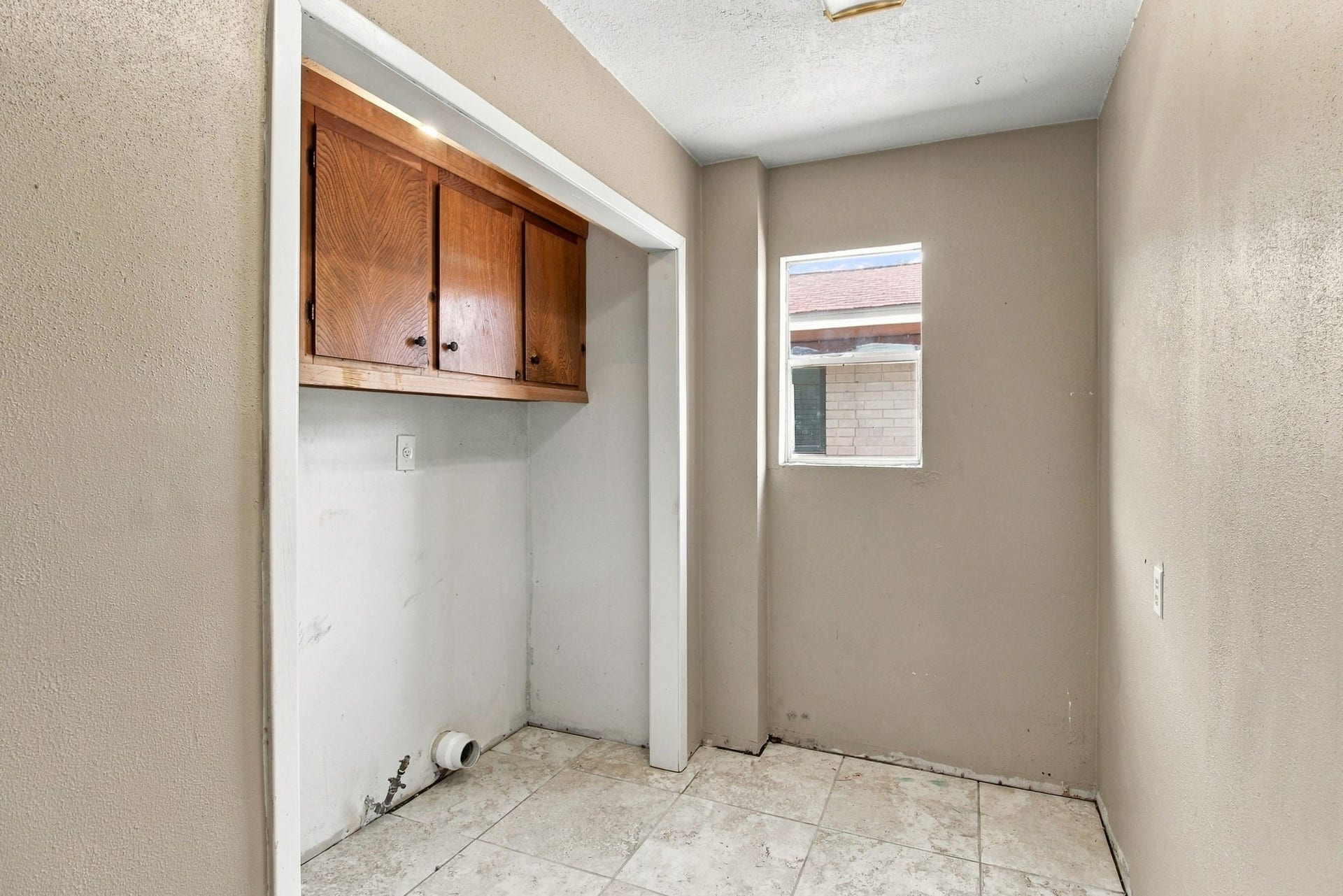 2525 Pickerton Drive, Deer Park, TX 77536 2525 Pickerton Drive, Deer Park, TX 77536