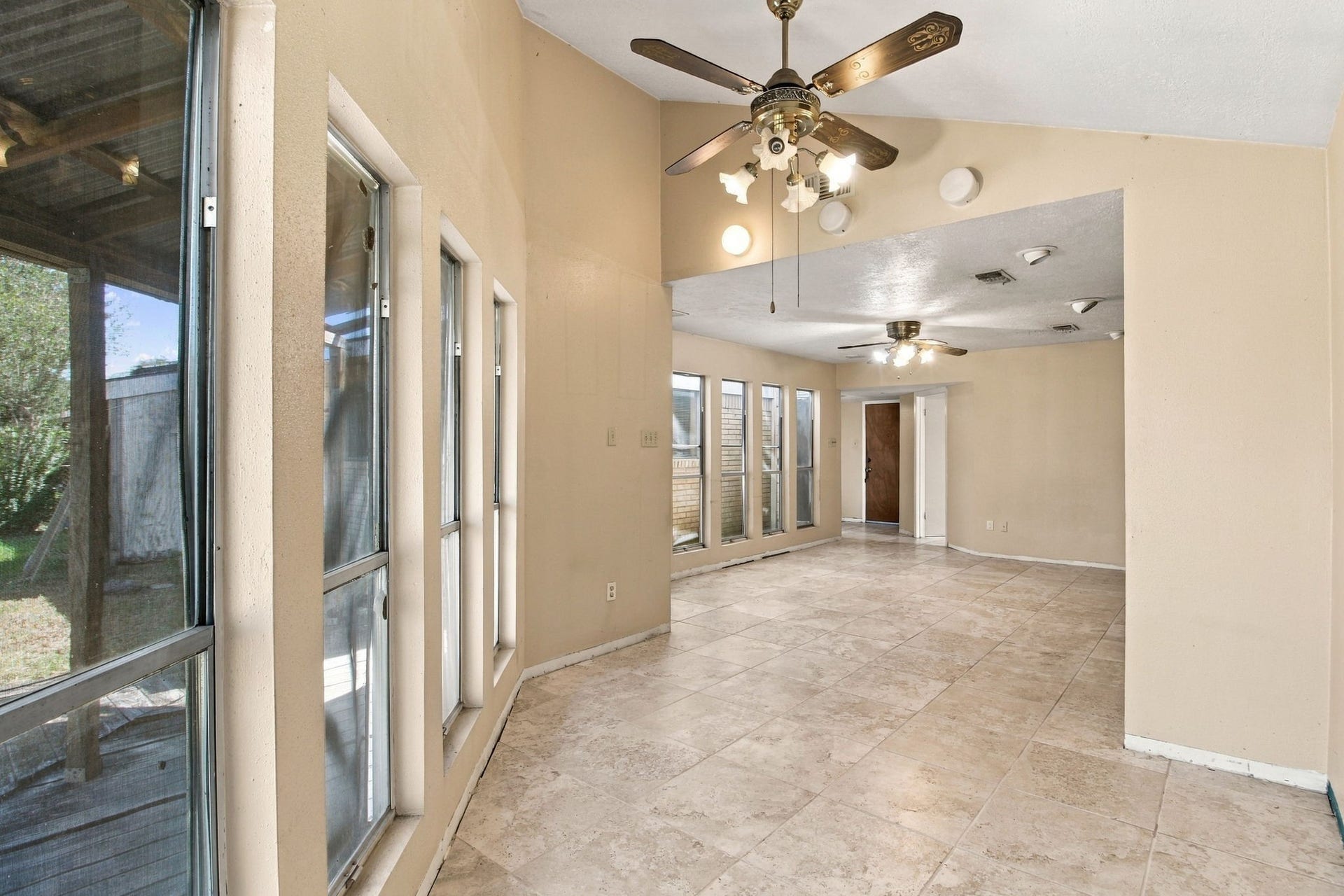 2525 Pickerton Drive, Deer Park, TX 77536 2525 Pickerton Drive, Deer Park, TX 77536
