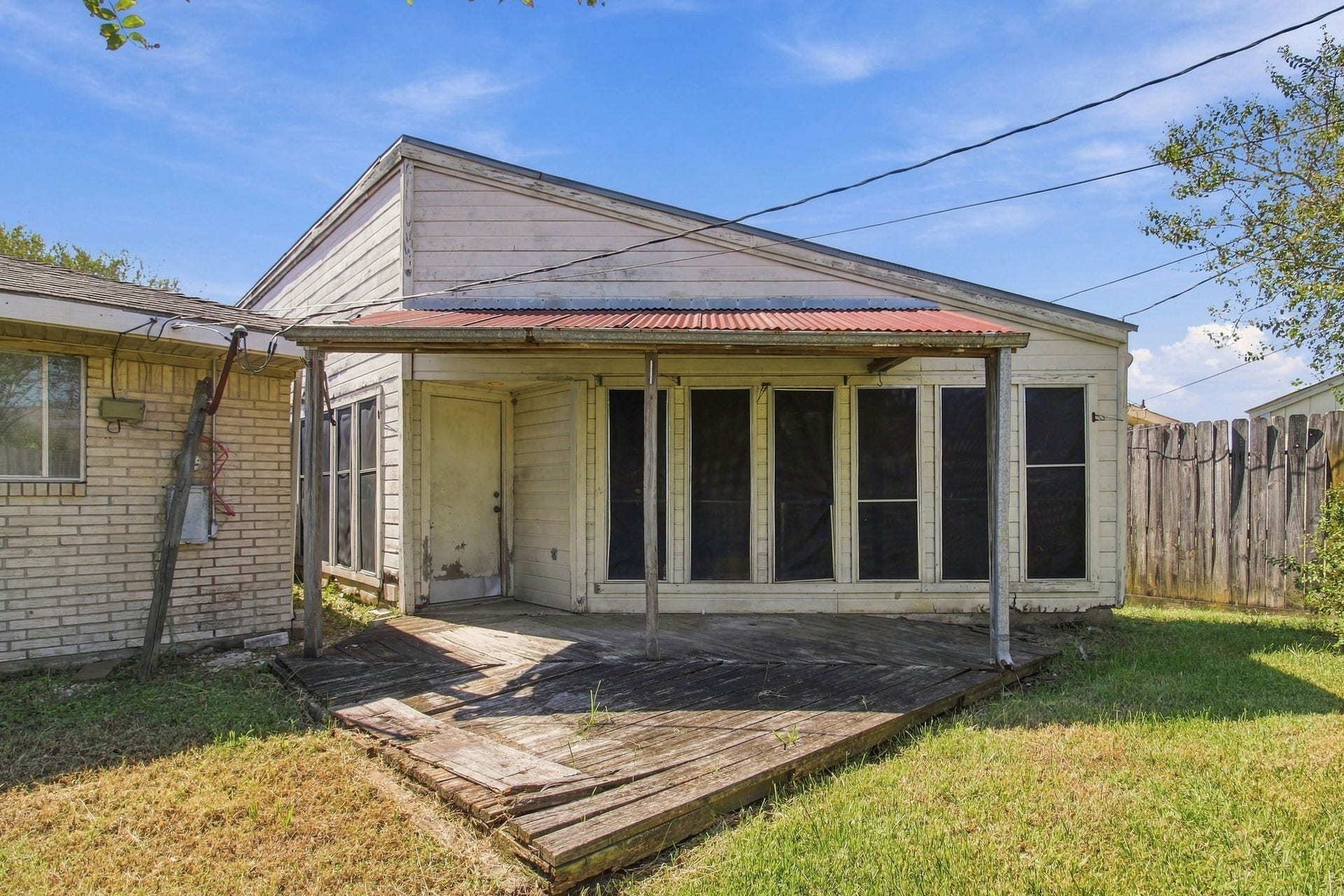 2525 Pickerton Drive, Deer Park, TX 77536 2525 Pickerton Drive, Deer Park, TX 77536