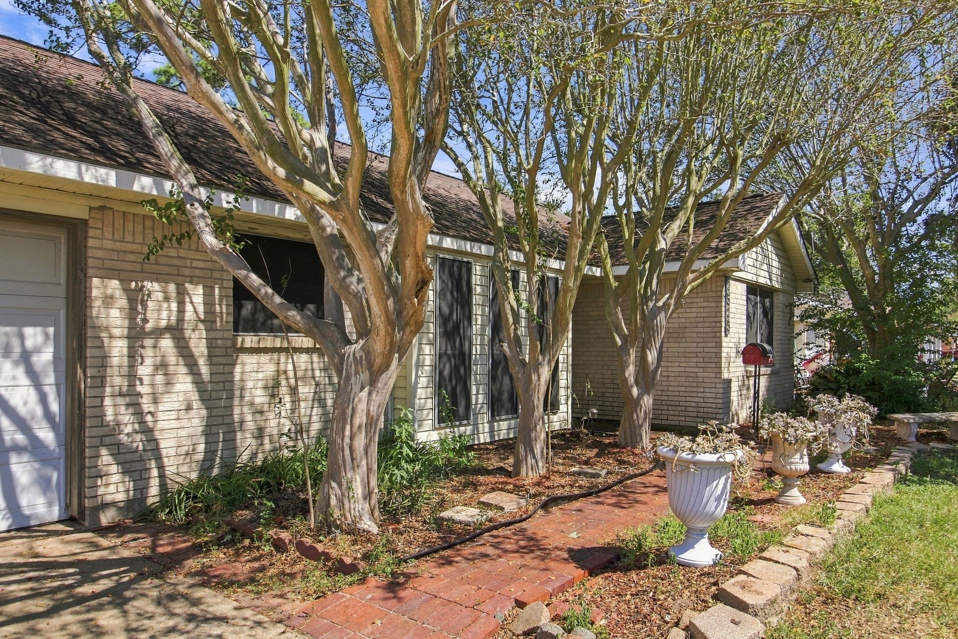 2525 Pickerton Drive, Deer Park, TX 77536 2525 Pickerton Drive, Deer Park, TX 77536