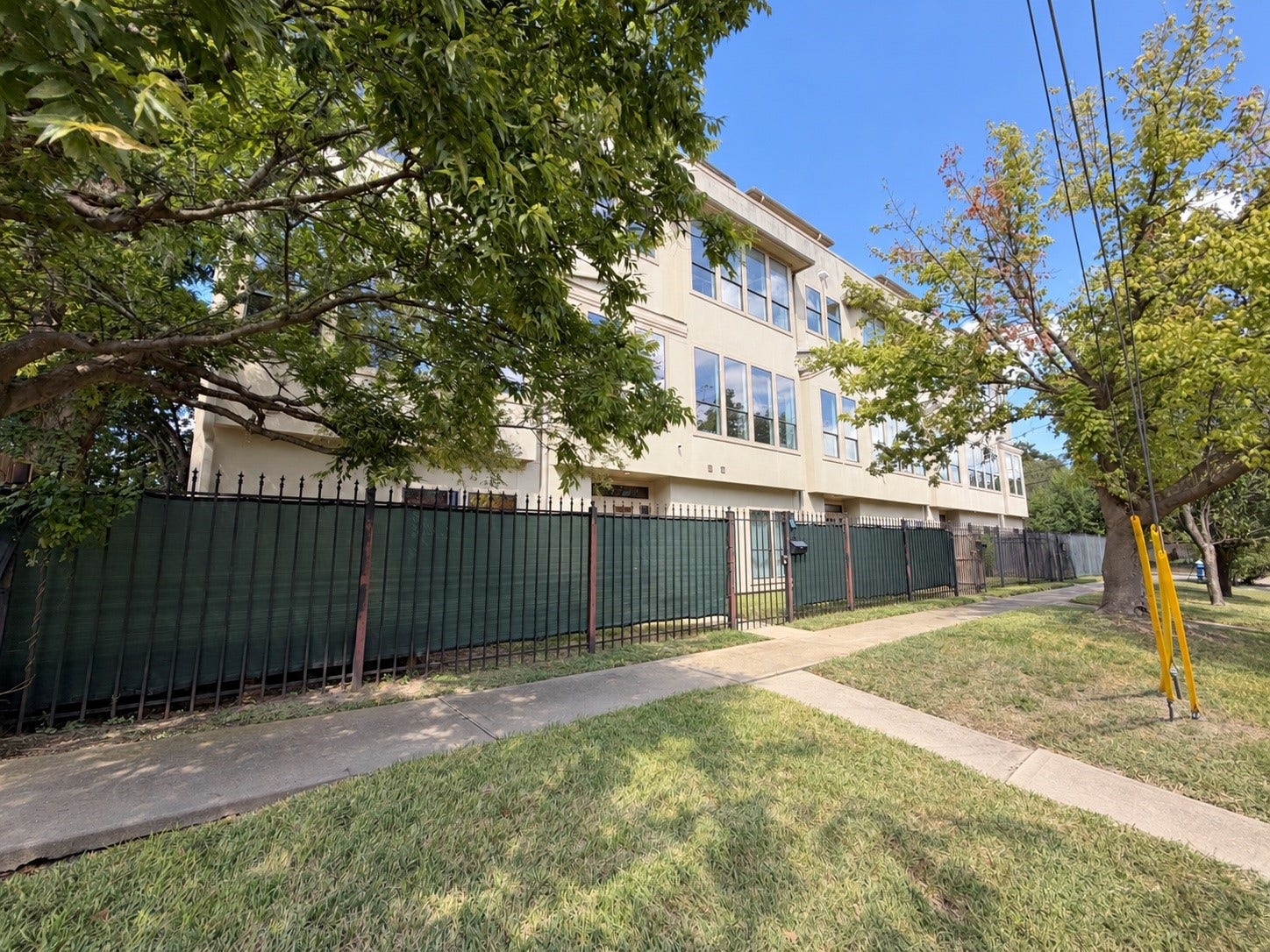 2118 Holman Street, Houston, TX 77004 2118 Holman Street, Houston, TX 77004