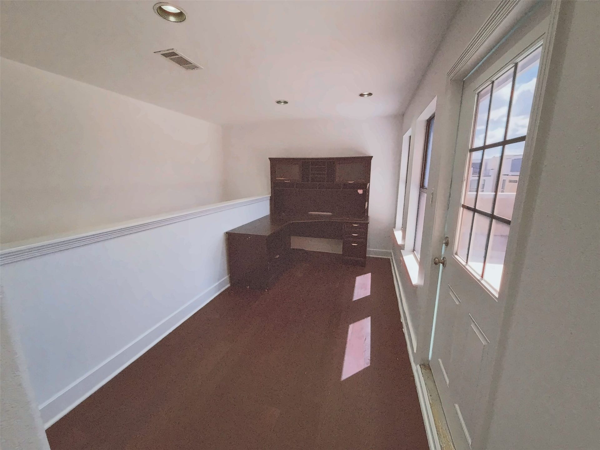 2118 Holman Street, Houston, TX 77004 2118 Holman Street, Houston, TX 77004