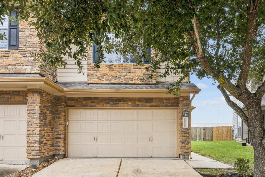 Property photo for 3206 Pearl Bluff Lane, Houston, TX