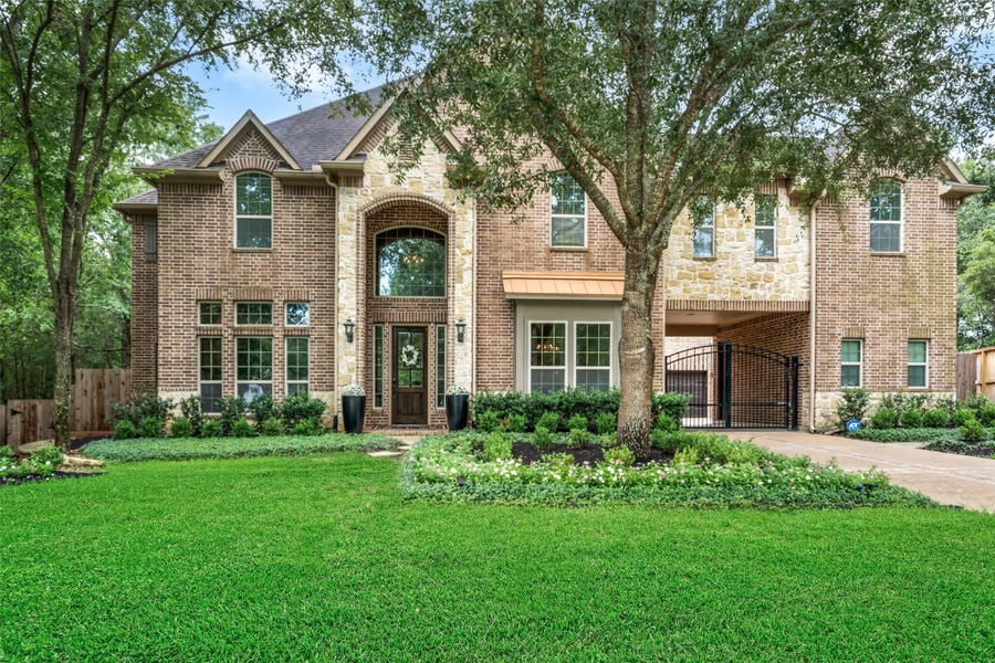 Property photo for 102 Pickerel Point, Montgomery, TX