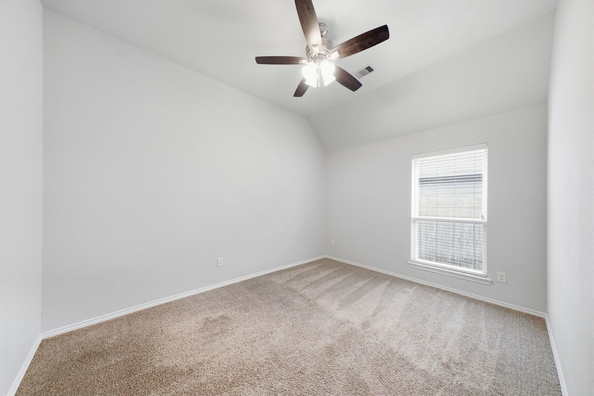2903 Thornridge Bend Court, Pearland, TX 77584 Bedroom #2
