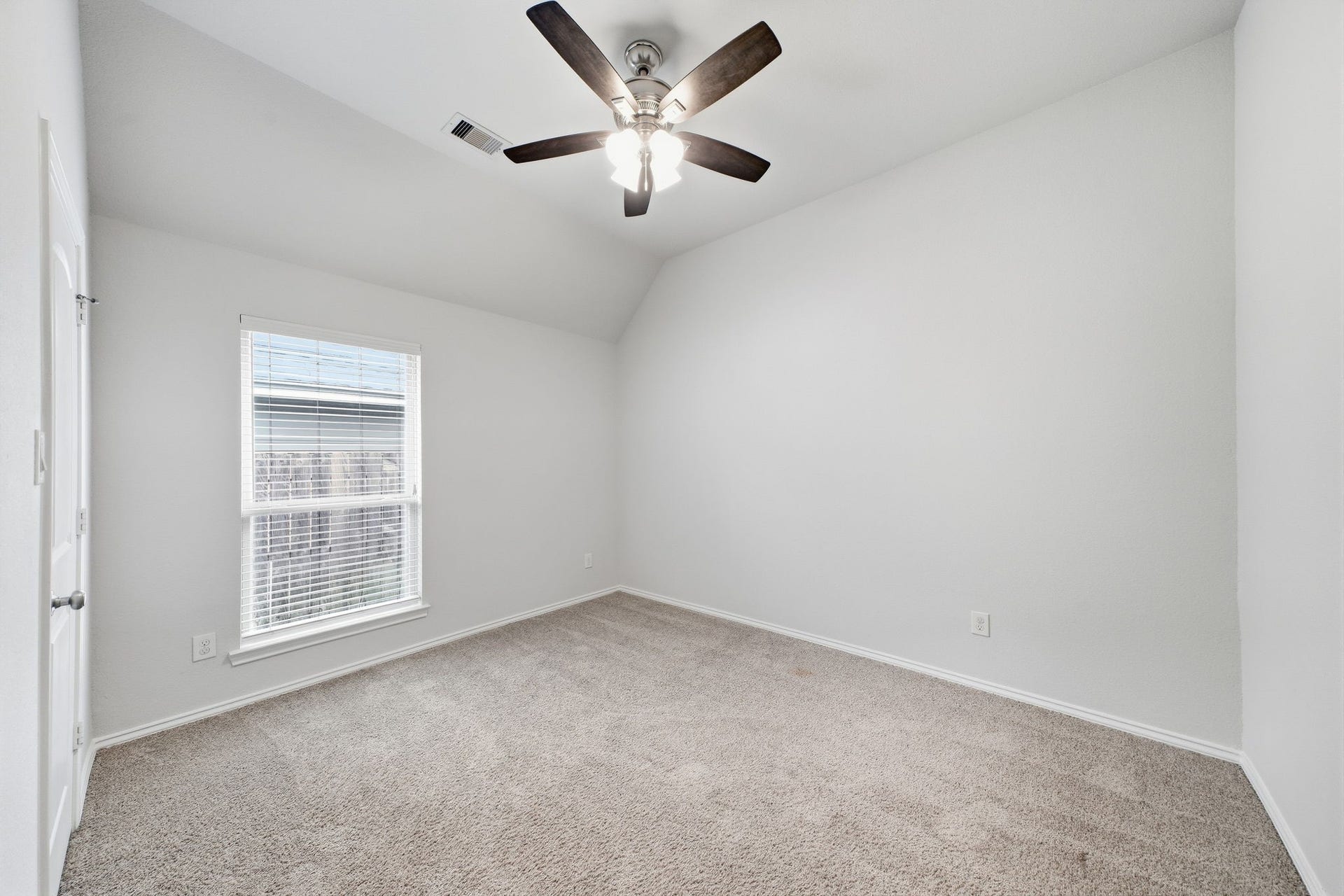 2903 Thornridge Bend Court, Pearland, TX 77584 Bedroom #3