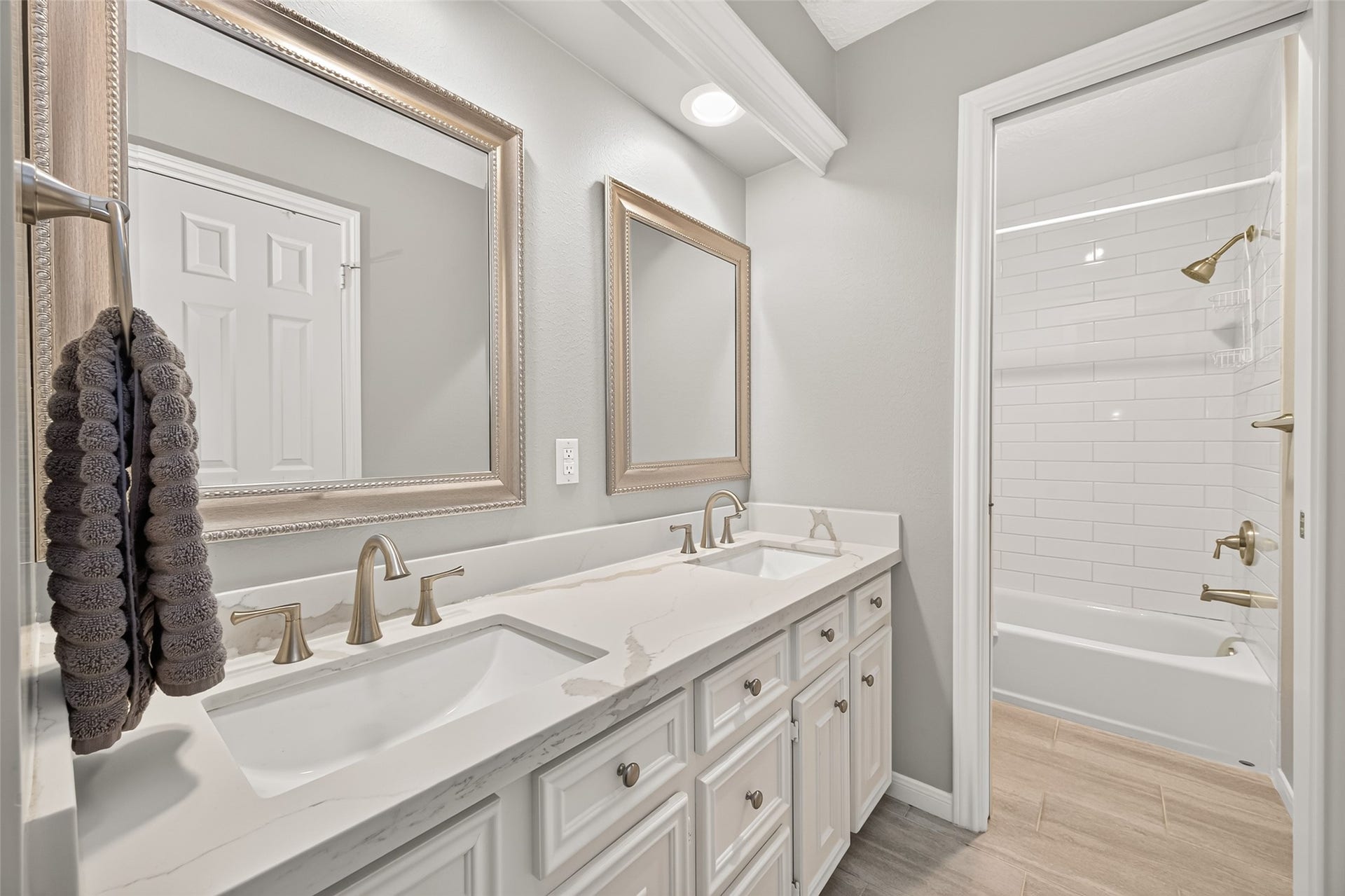 1122 Daria Drive, Houston, TX 77079 Jack and Jill bathroom has double sinks.