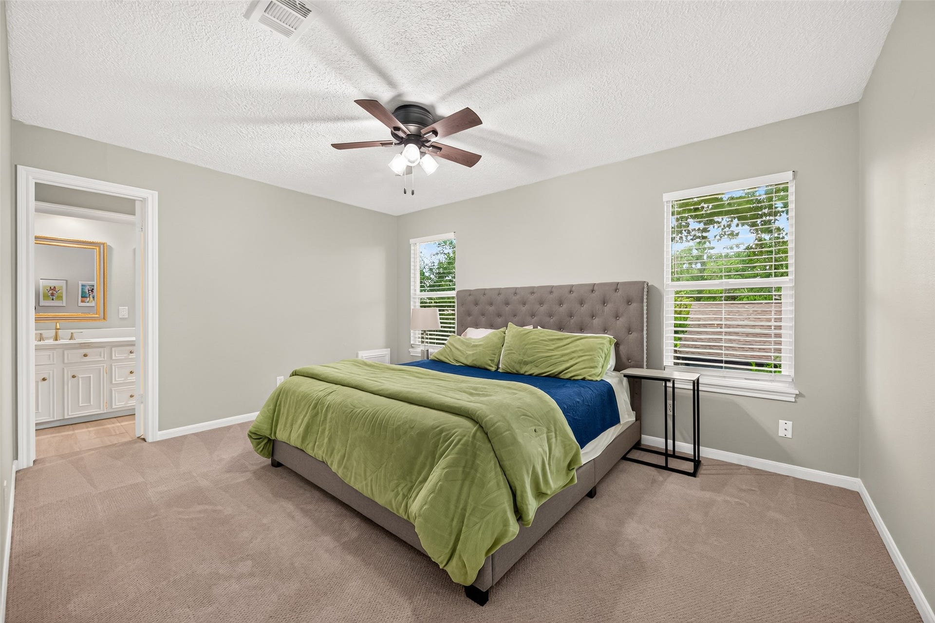 1122 Daria Drive, Houston, TX 77079 1st of 3 bedrooms upstairs has Jack and Jill bathroom.