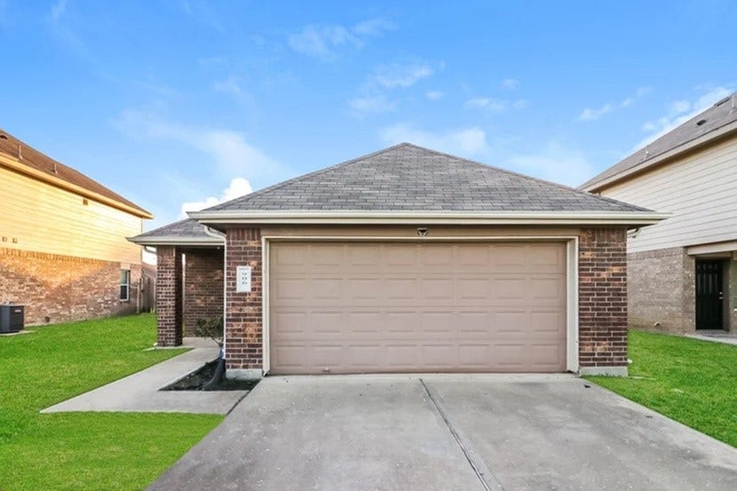 Property photo for 906 Ember Wood Court, La Marque, TX