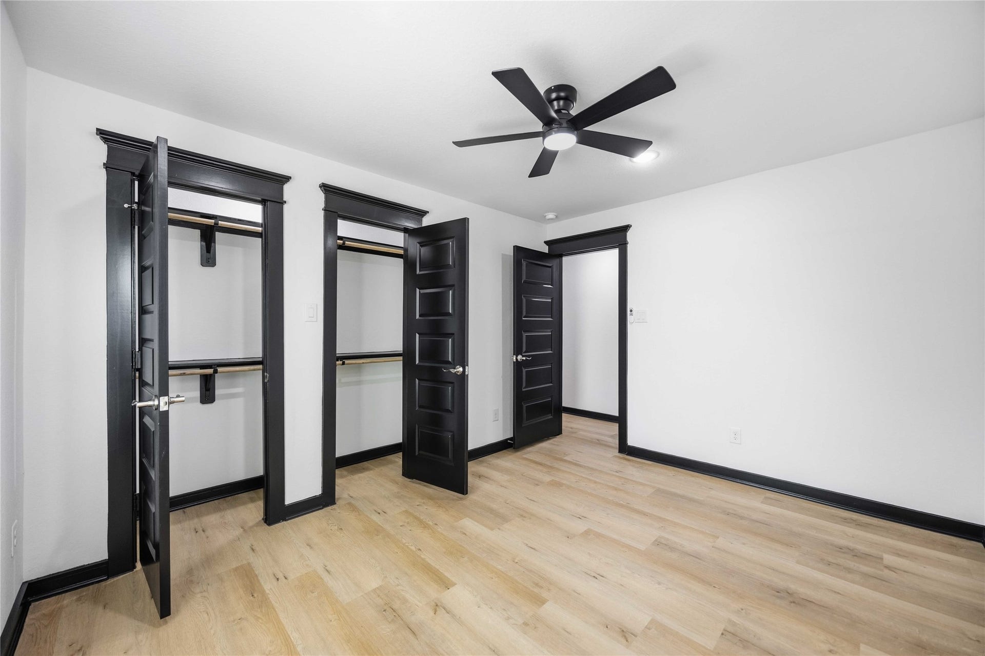 8028 Penrod Street, #A/B, Houston, TX 77028 8028 Penrod Street, #A/B, Houston, TX 77028