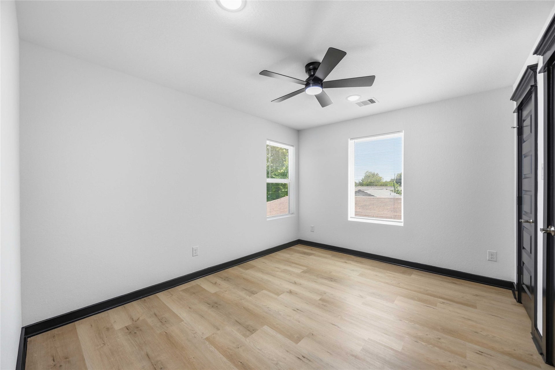 8028 Penrod Street, #A/B, Houston, TX 77028 8028 Penrod Street, #A/B, Houston, TX 77028