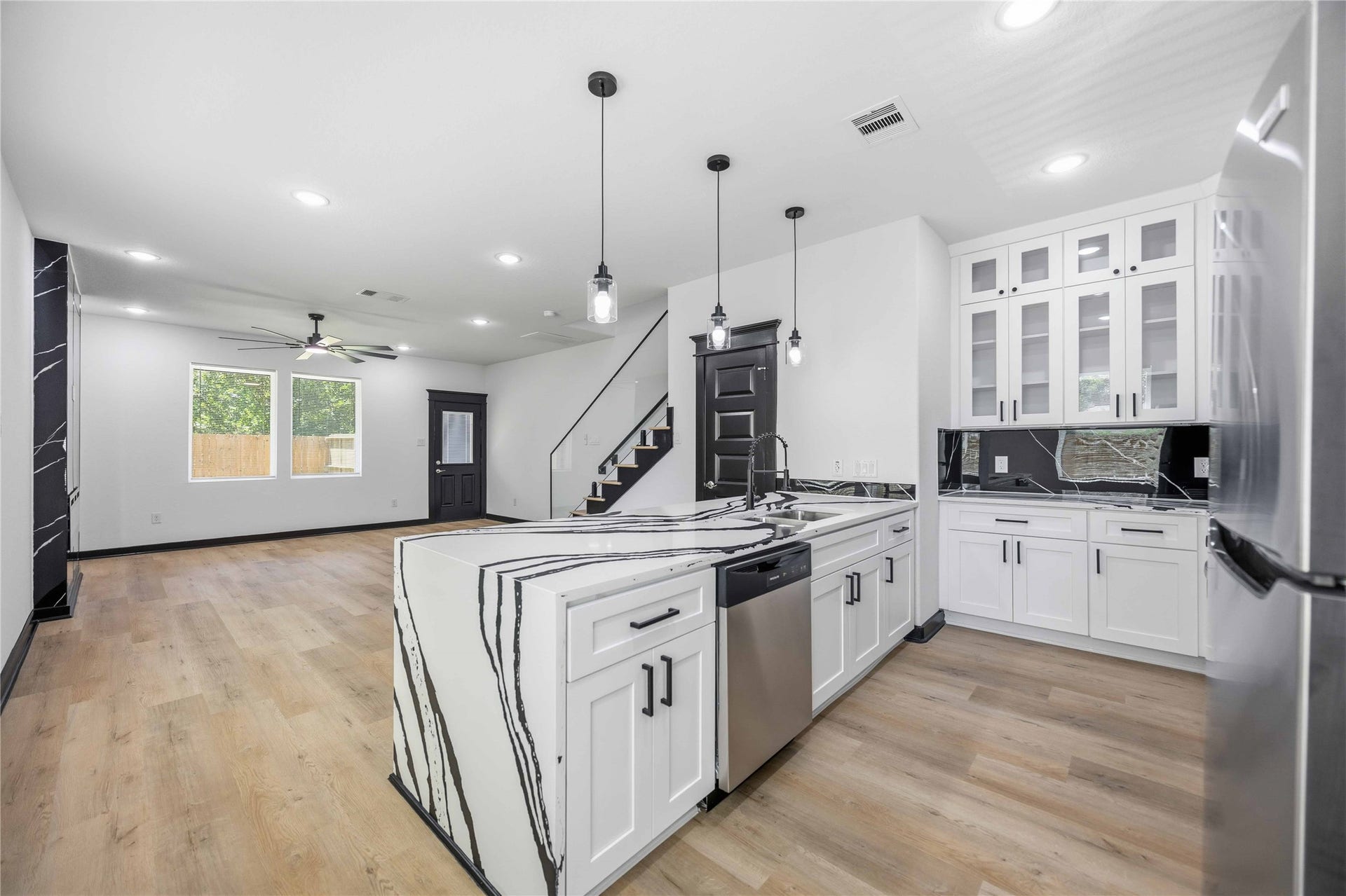 8028 Penrod Street, #A/B, Houston, TX 77028 8028 Penrod Street, #A/B, Houston, TX 77028