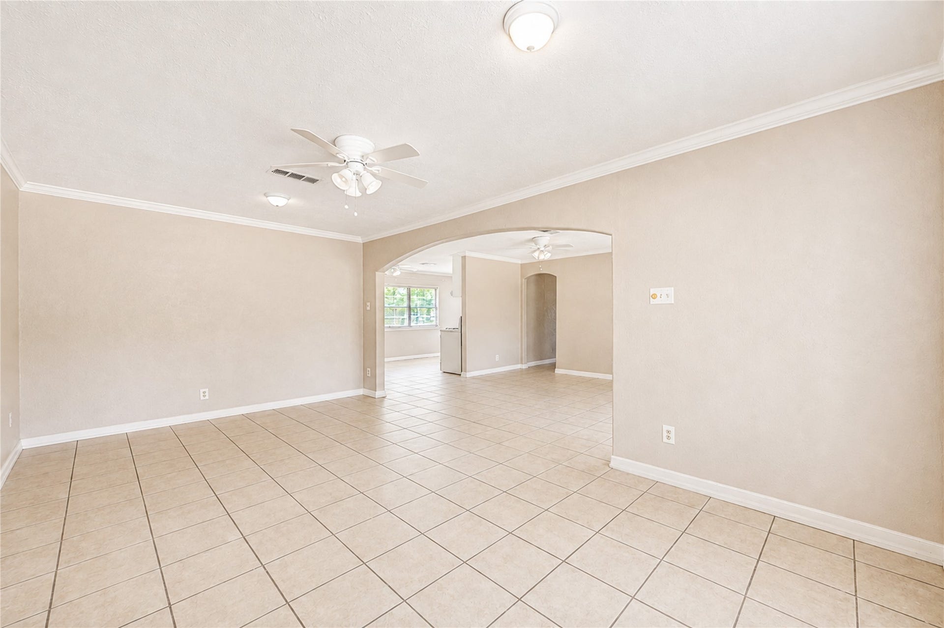 3205 Hays Street, Pasadena, TX 77503 3205 Hays Street, Pasadena, TX 77503