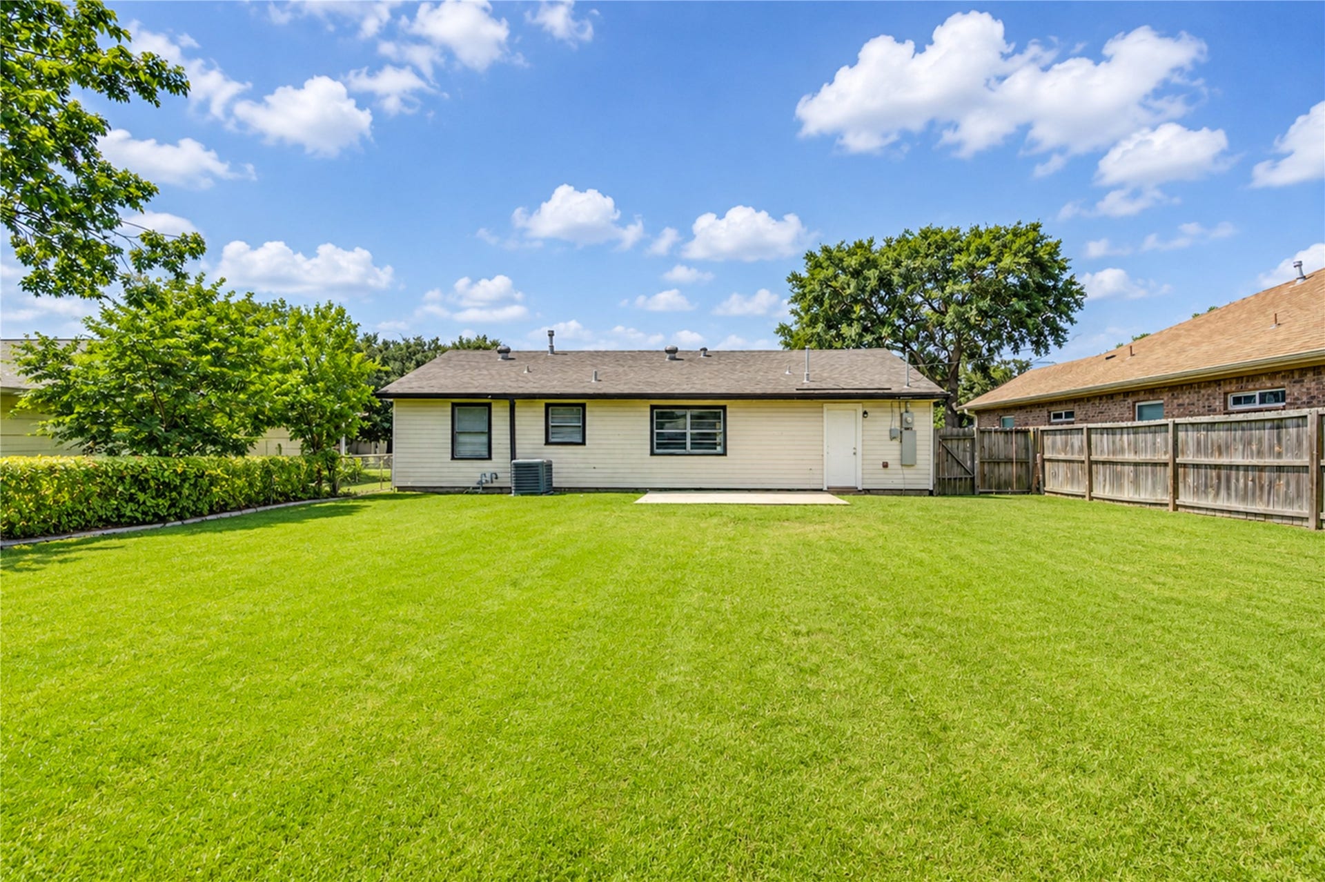 3205 Hays Street, Pasadena, TX 77503 3205 Hays Street, Pasadena, TX 77503