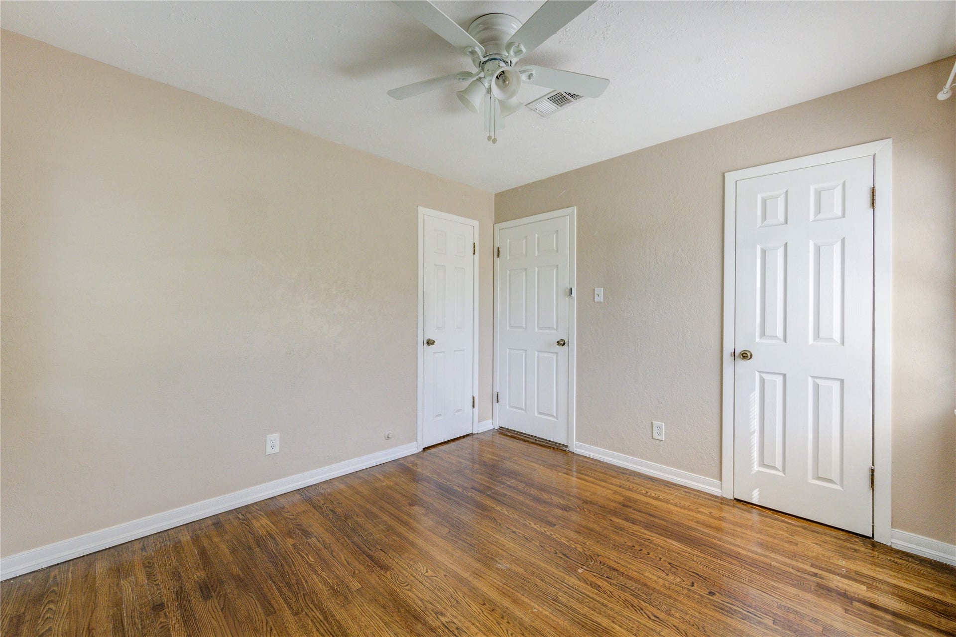 3205 Hays Street, Pasadena, TX 77503 3205 Hays Street, Pasadena, TX 77503