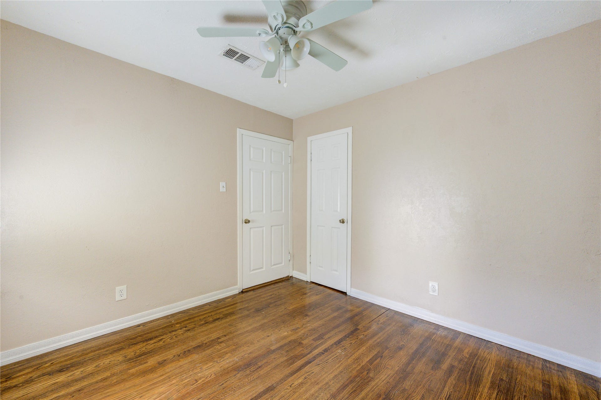 3205 Hays Street, Pasadena, TX 77503 3205 Hays Street, Pasadena, TX 77503