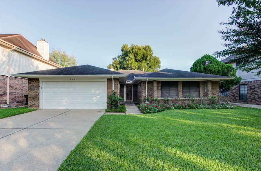 Property photo for 3322 Larkwood Lane, Sugar Land, TX