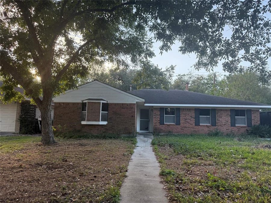Property photo for 11410 Braewick Drive, Houston, TX