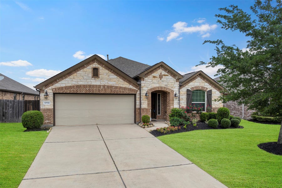 Property photo for 20726 Arrow Falls Lane, Richmond, TX