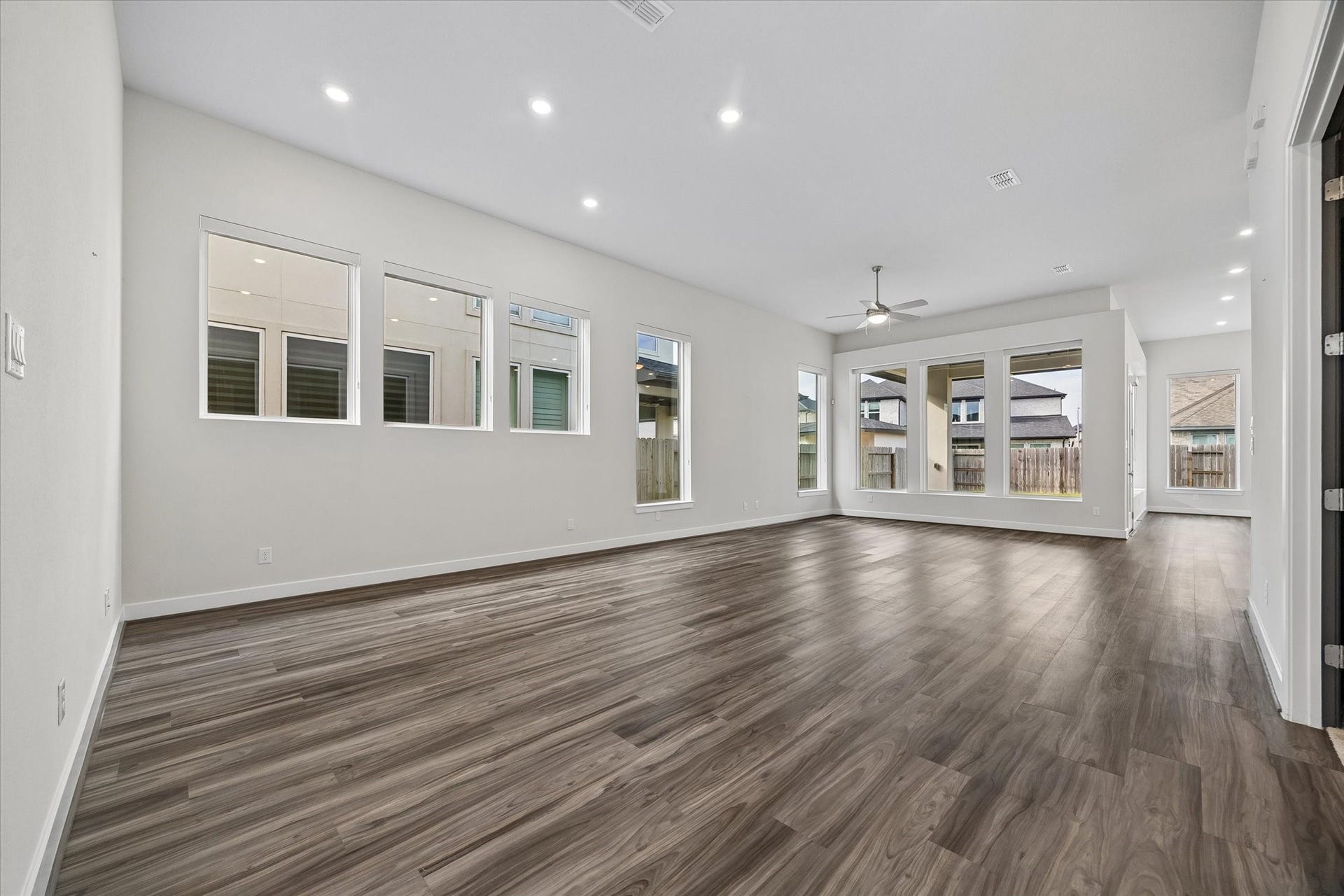 4606 Brazos Shores Drive, Sugar Land, TX 77479 4606 Brazos Shores Drive, Sugar Land, TX 77479