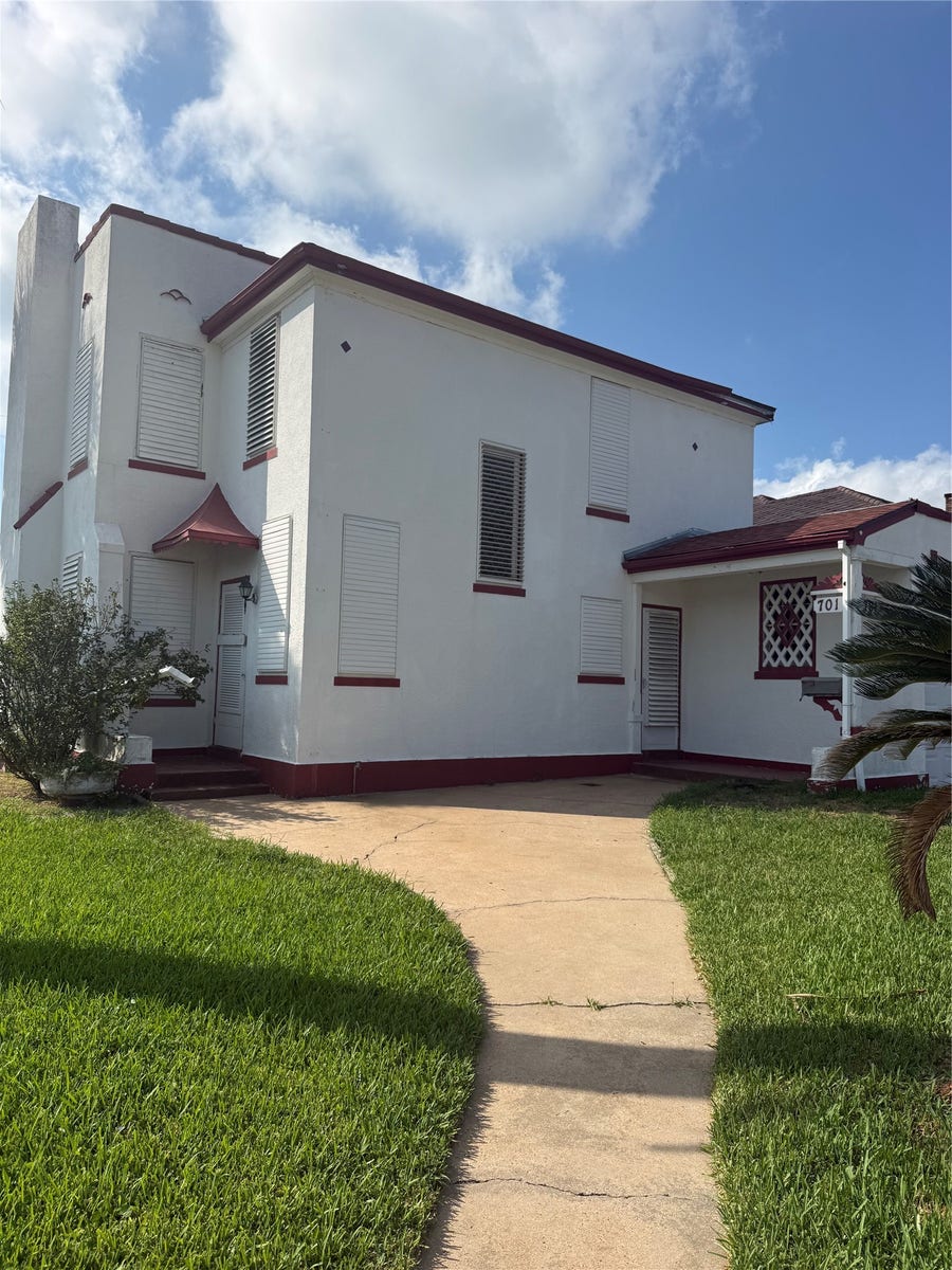 Property photo for 701 Sealy, Galveston, TX