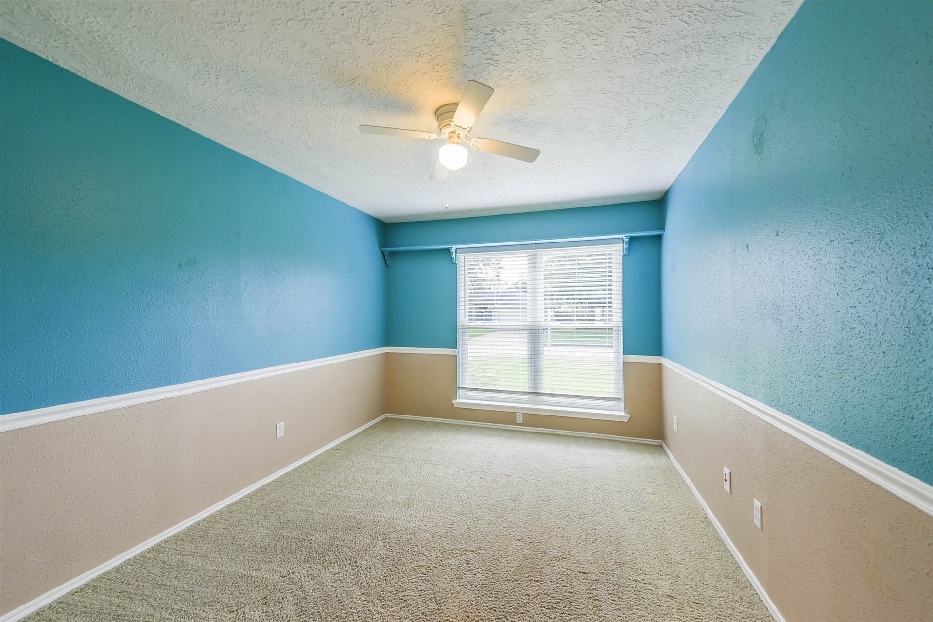 2002 Edinburg Avenue, League City, TX 77573 2002 Edinburg Avenue, League City, TX 77573