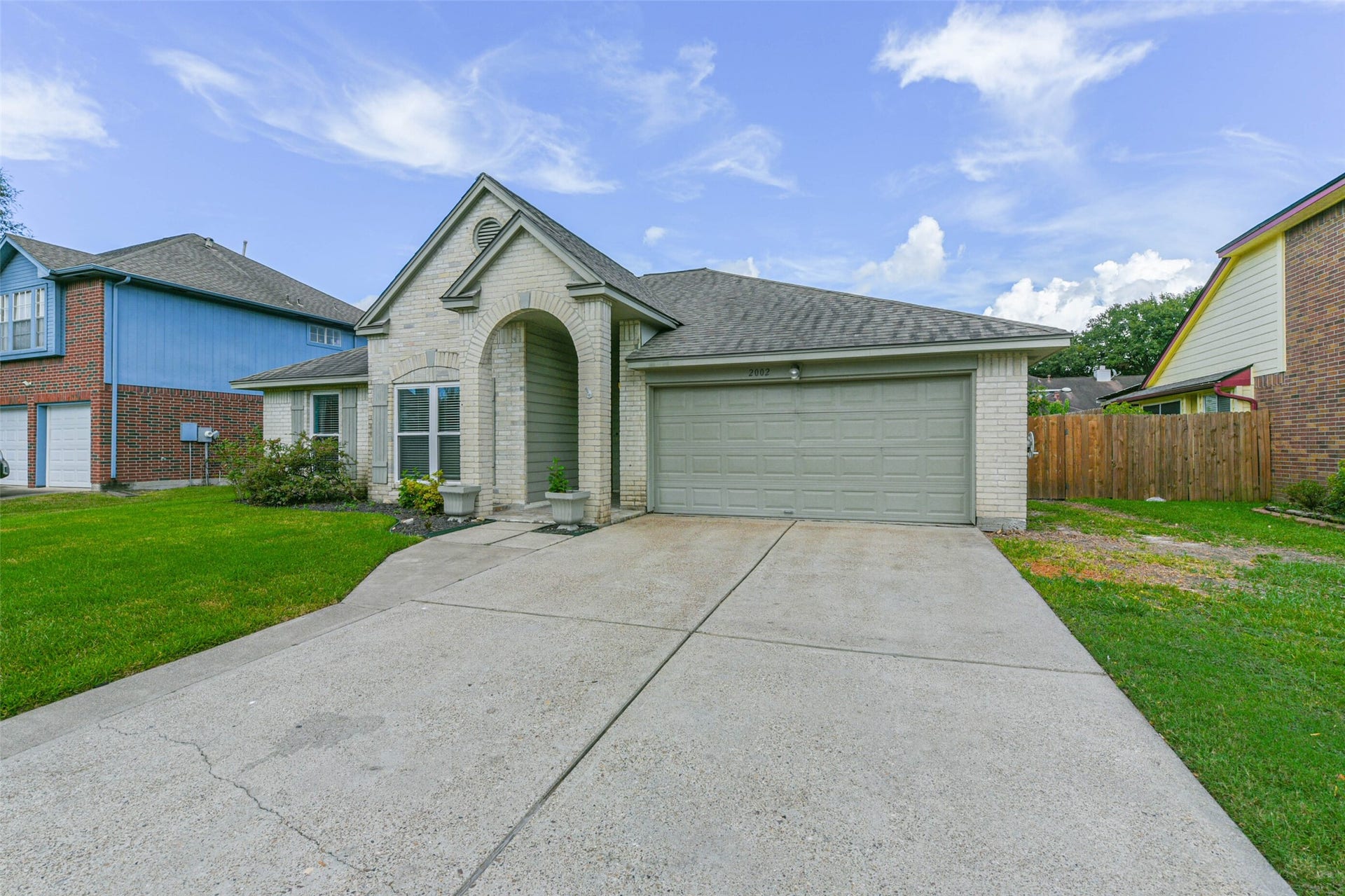 2002 Edinburg Avenue, League City, TX 77573 2002 Edinburg Avenue, League City, TX 77573