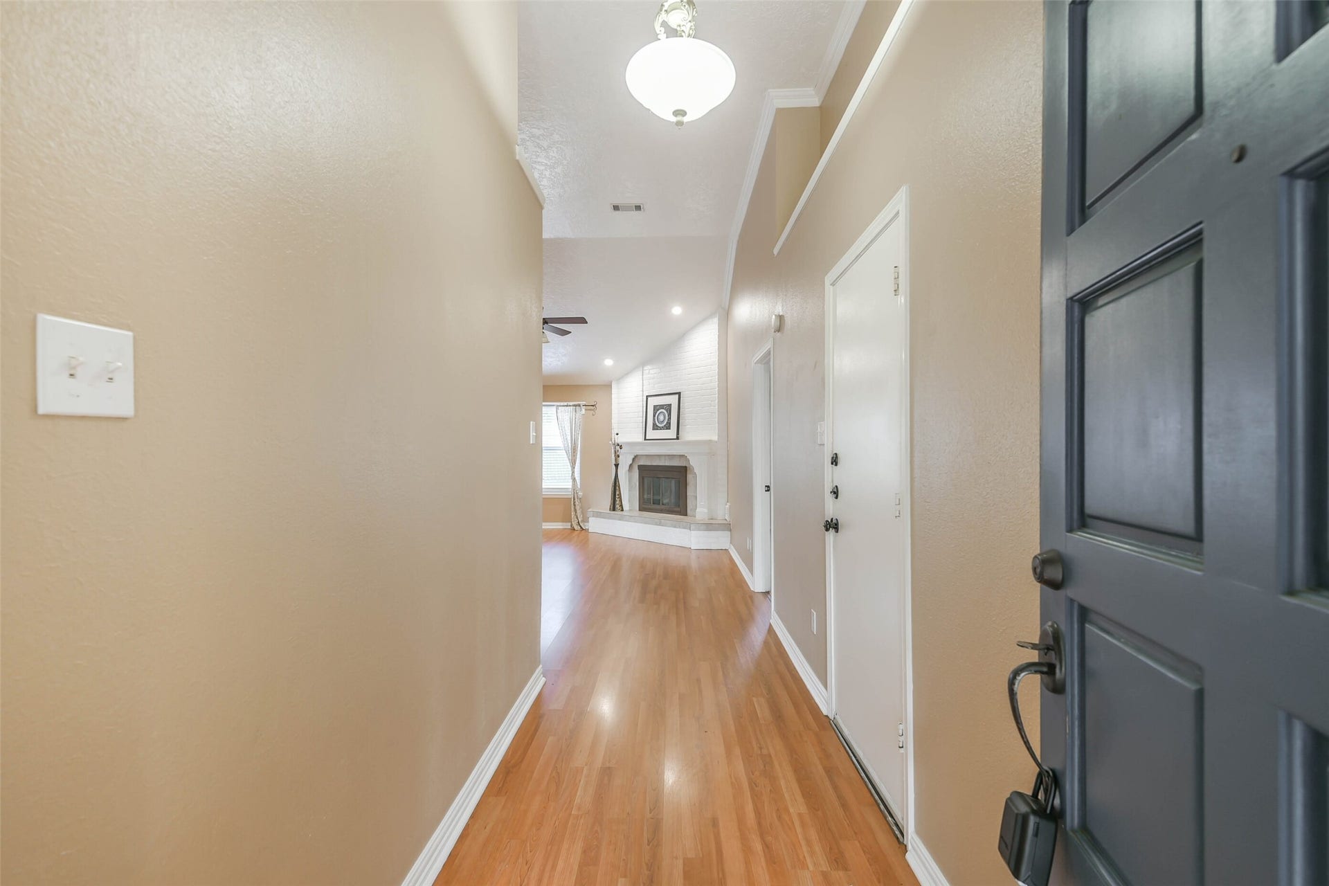 2002 Edinburg Avenue, League City, TX 77573 2002 Edinburg Avenue, League City, TX 77573
