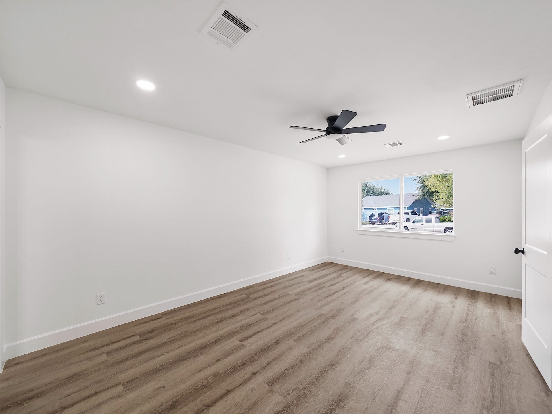 1619 Bearle Street, Pasadena, TX 77506 1619 Bearle Street, Pasadena, TX 77506