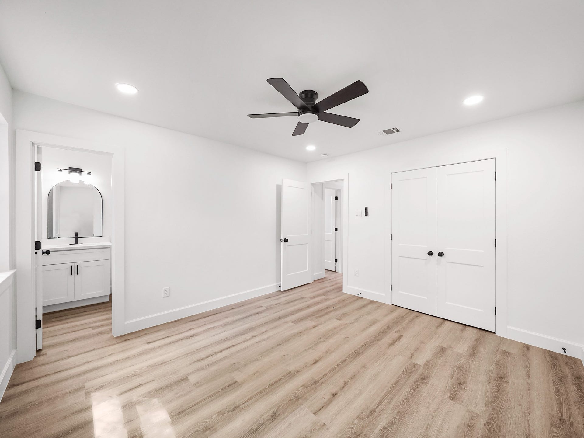 1619 Bearle Street, Pasadena, TX 77506 1619 Bearle Street, Pasadena, TX 77506