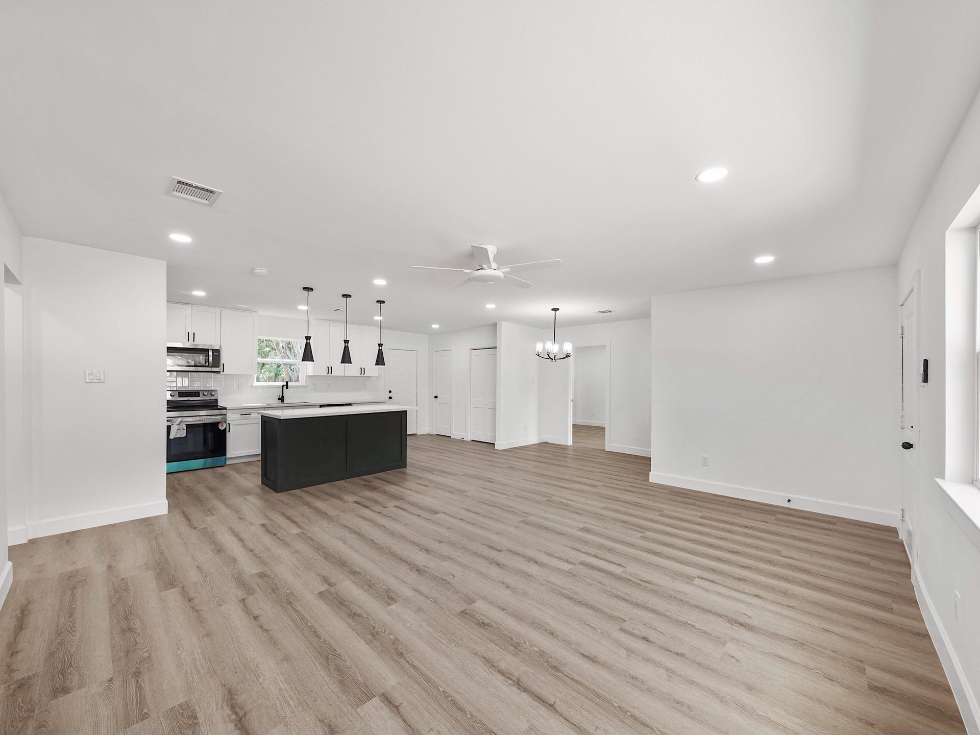 1619 Bearle Street, Pasadena, TX 77506 1619 Bearle Street, Pasadena, TX 77506