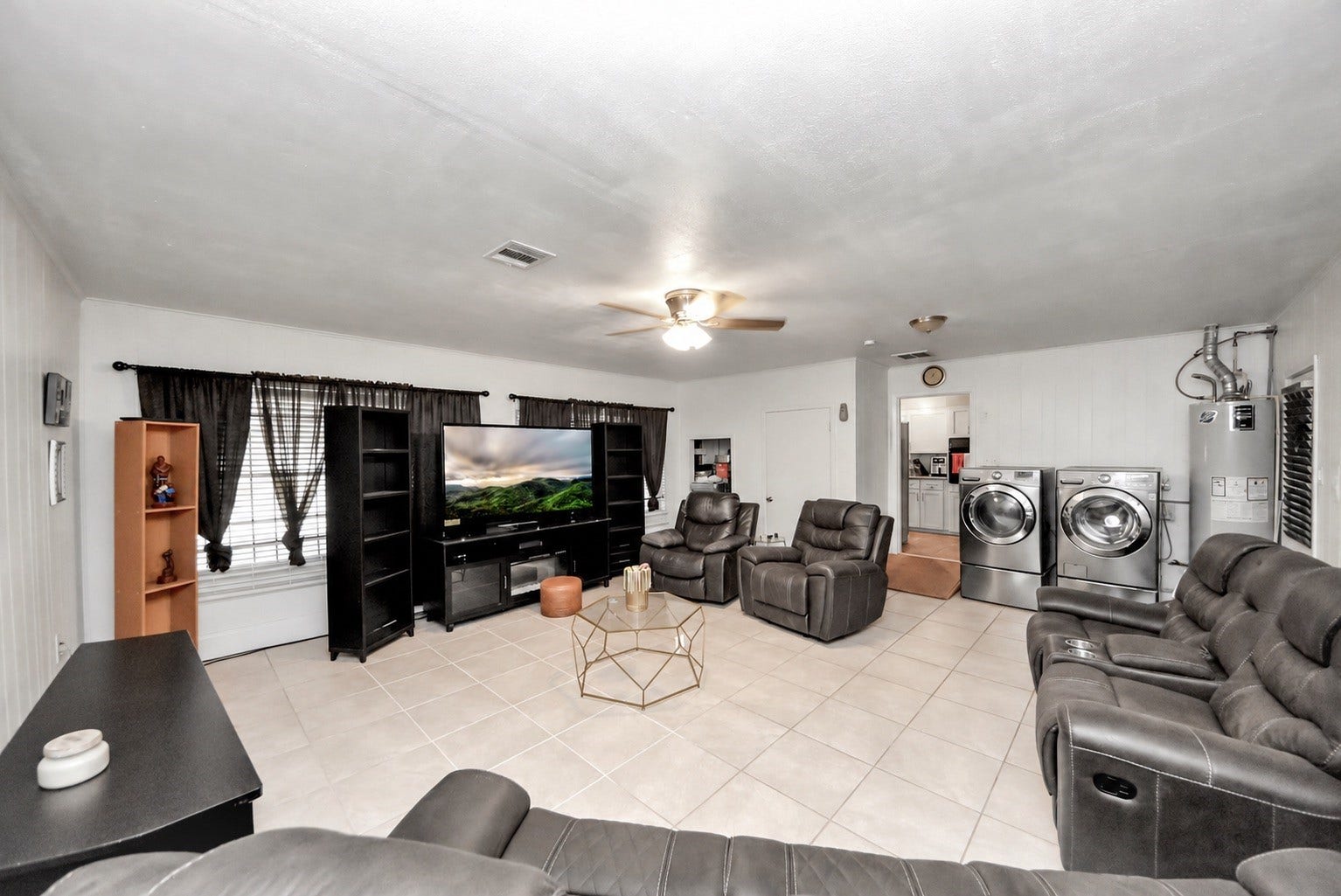 5846 Hirondel Street, Houston, TX 77033