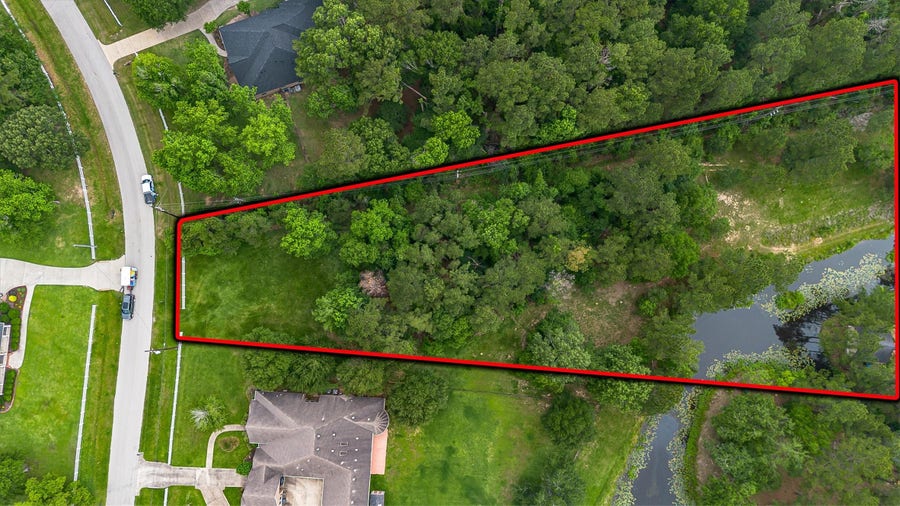 Property photo for 12126 Pin Oak Drive, Magnolia, TX