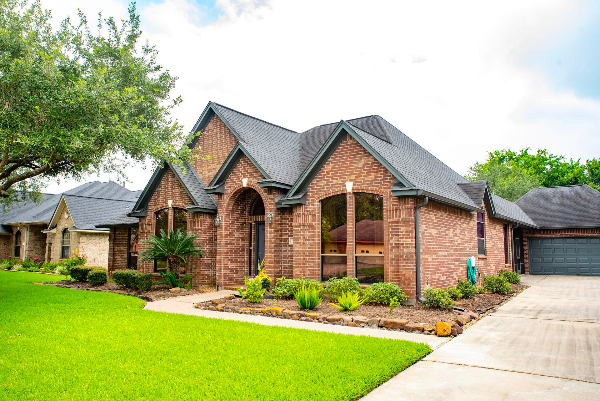 105 Indian Paintbrush, Lake Jackson, TX 77566 105 Indian Paintbrush, Lake Jackson, TX 77566
