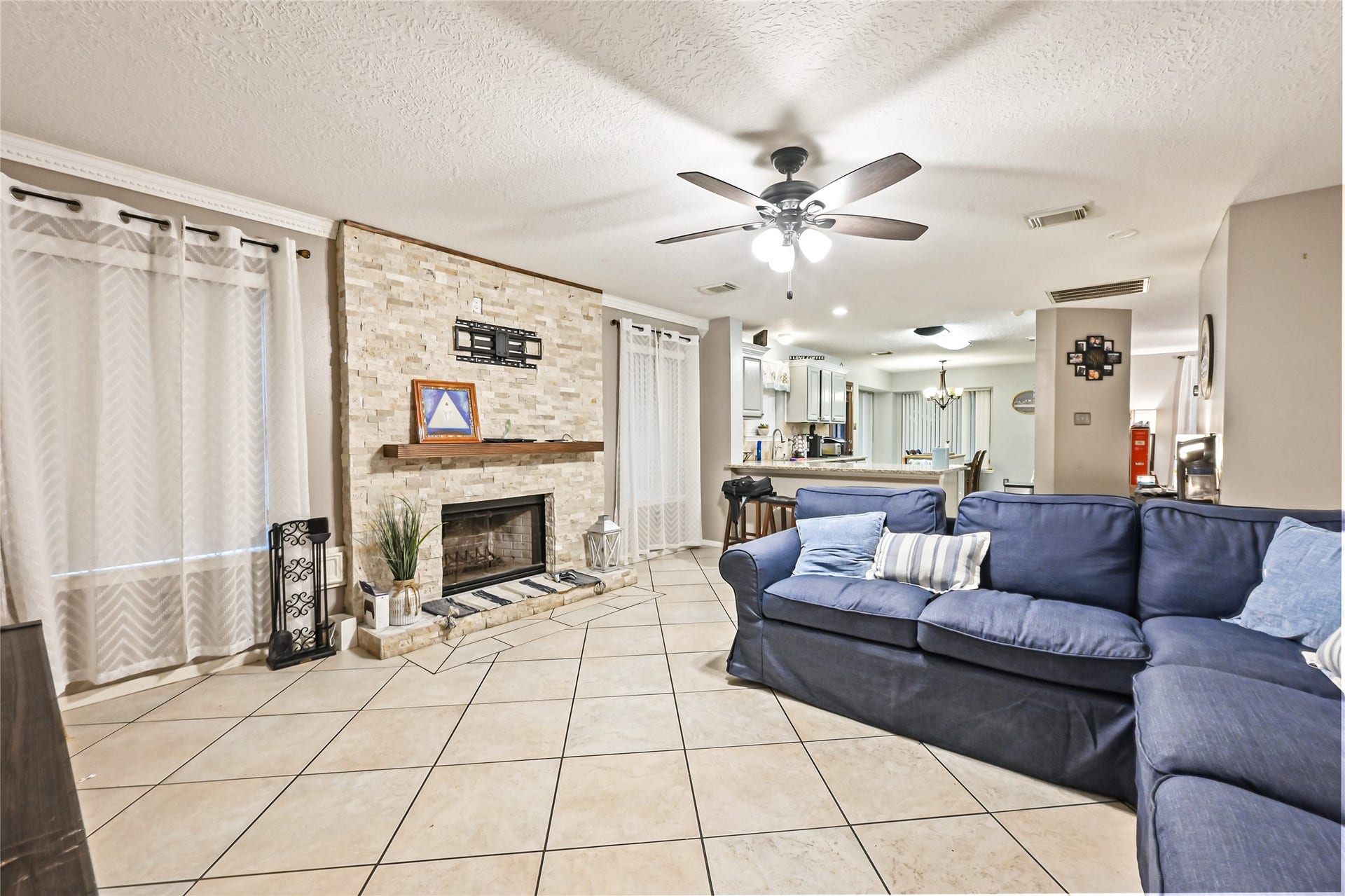 18911 Sandia Pines Drive, Humble, TX 77346 18911 Sandia Pines Drive, Humble, TX 77346