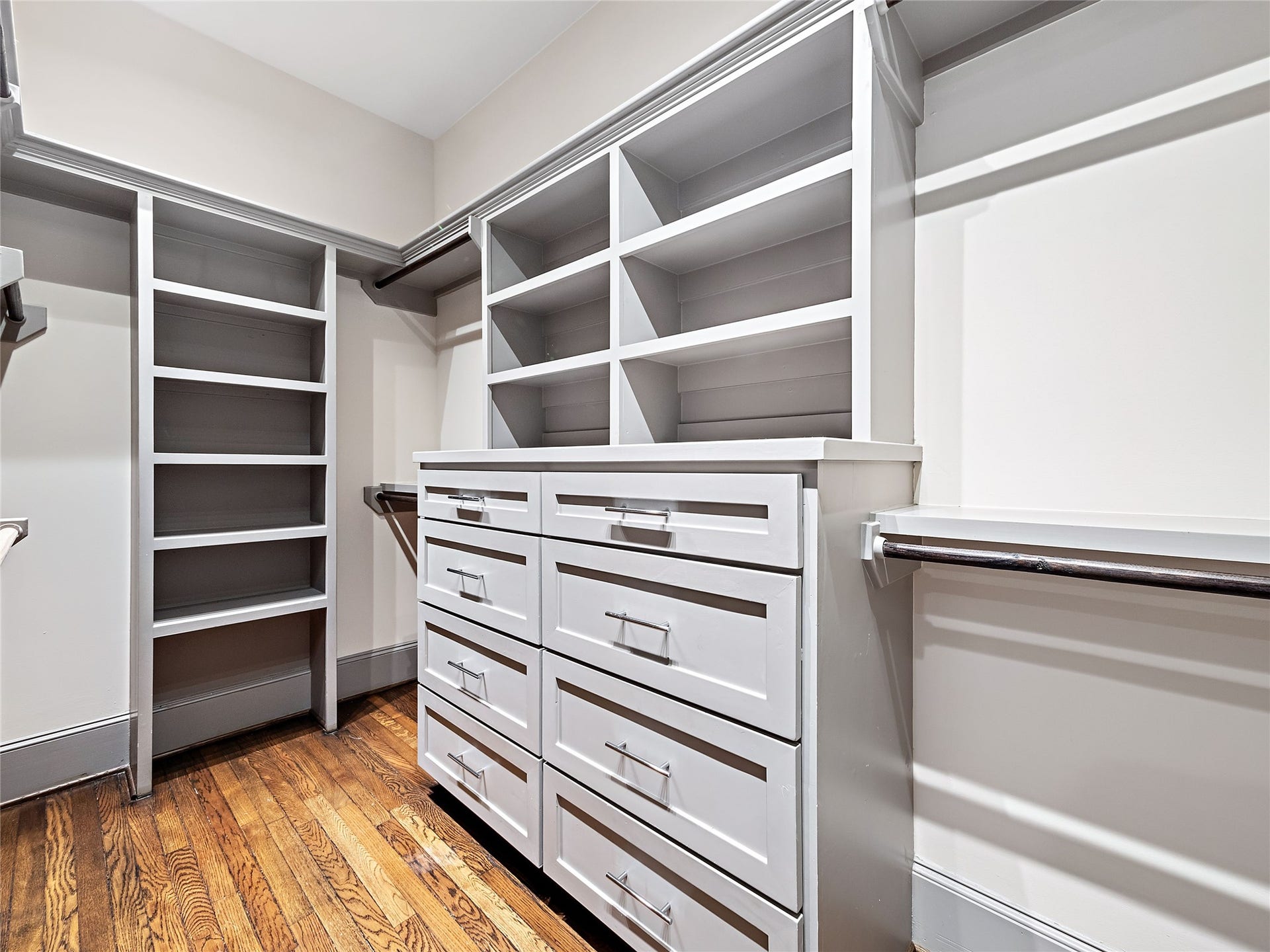 Custom Closets
