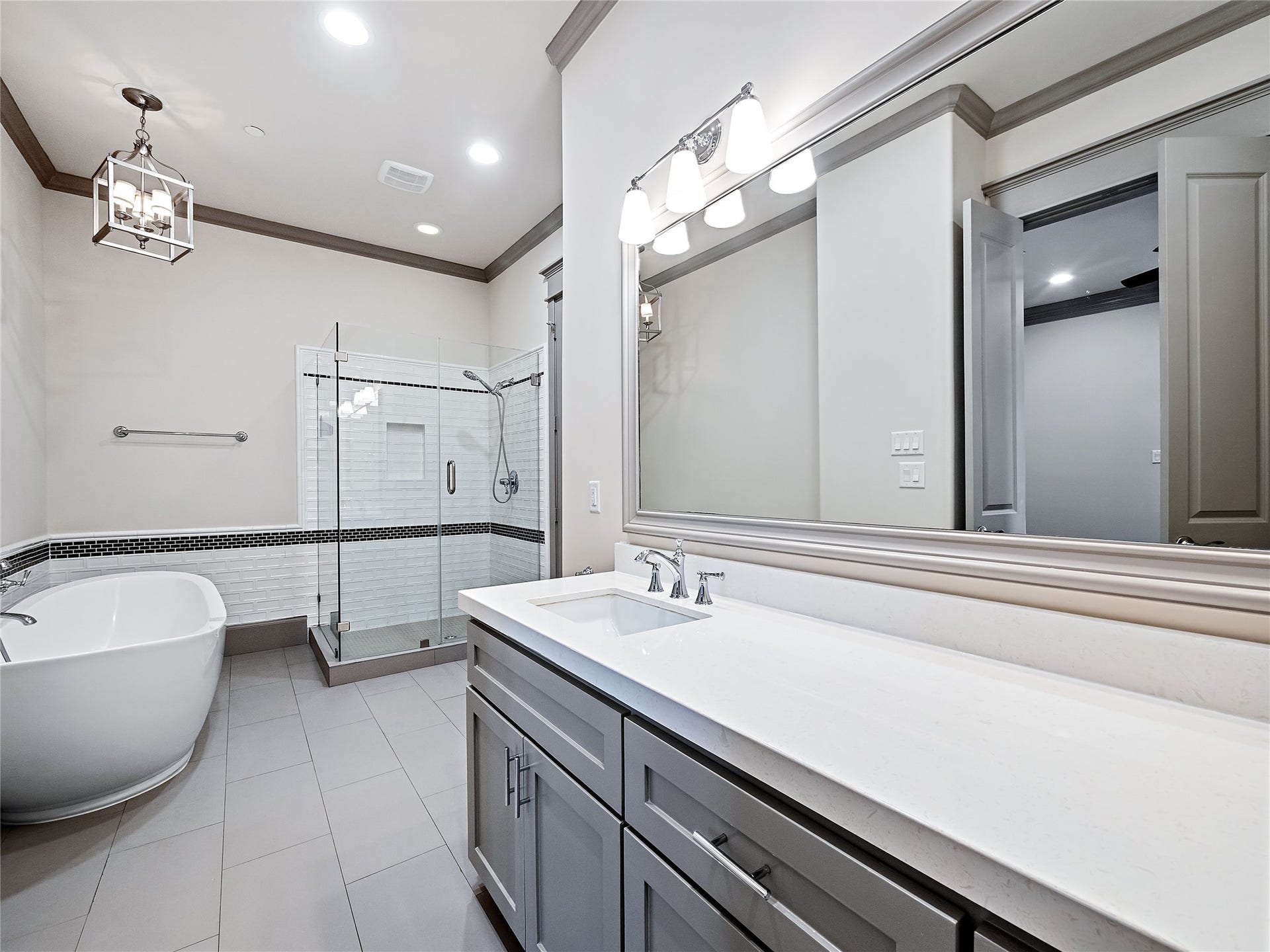 4019 Driscoll Street, Houston, TX 77098