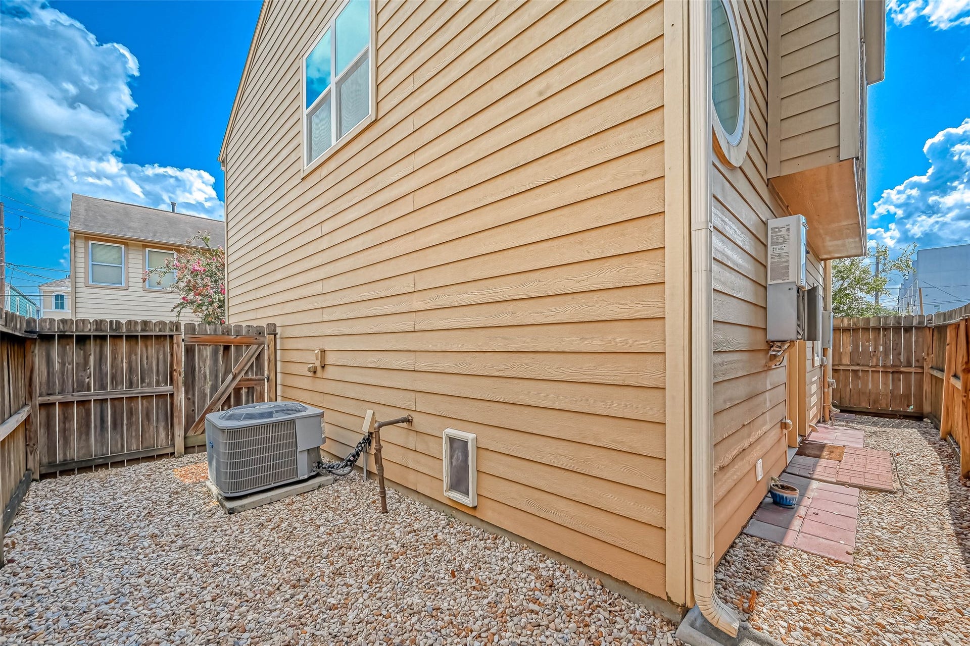 3204 Cline Street, #D, Houston, TX 77020 3204 Cline Street, #D, Houston, TX 77020