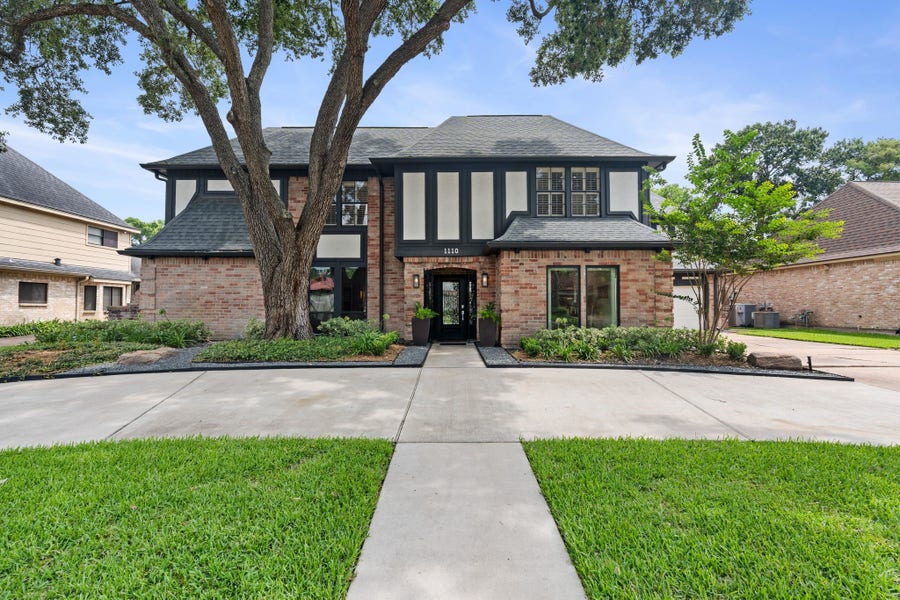 Property photo for 1110 Daria Drive, Houston, TX