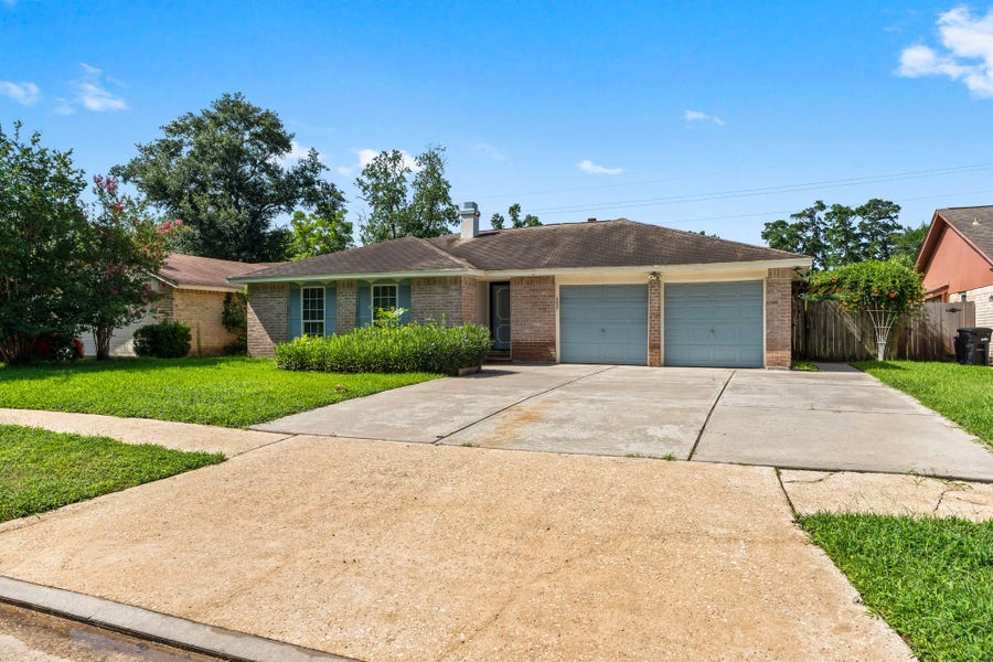 Property photo for 3527 Acorn Way Lane, Spring, TX