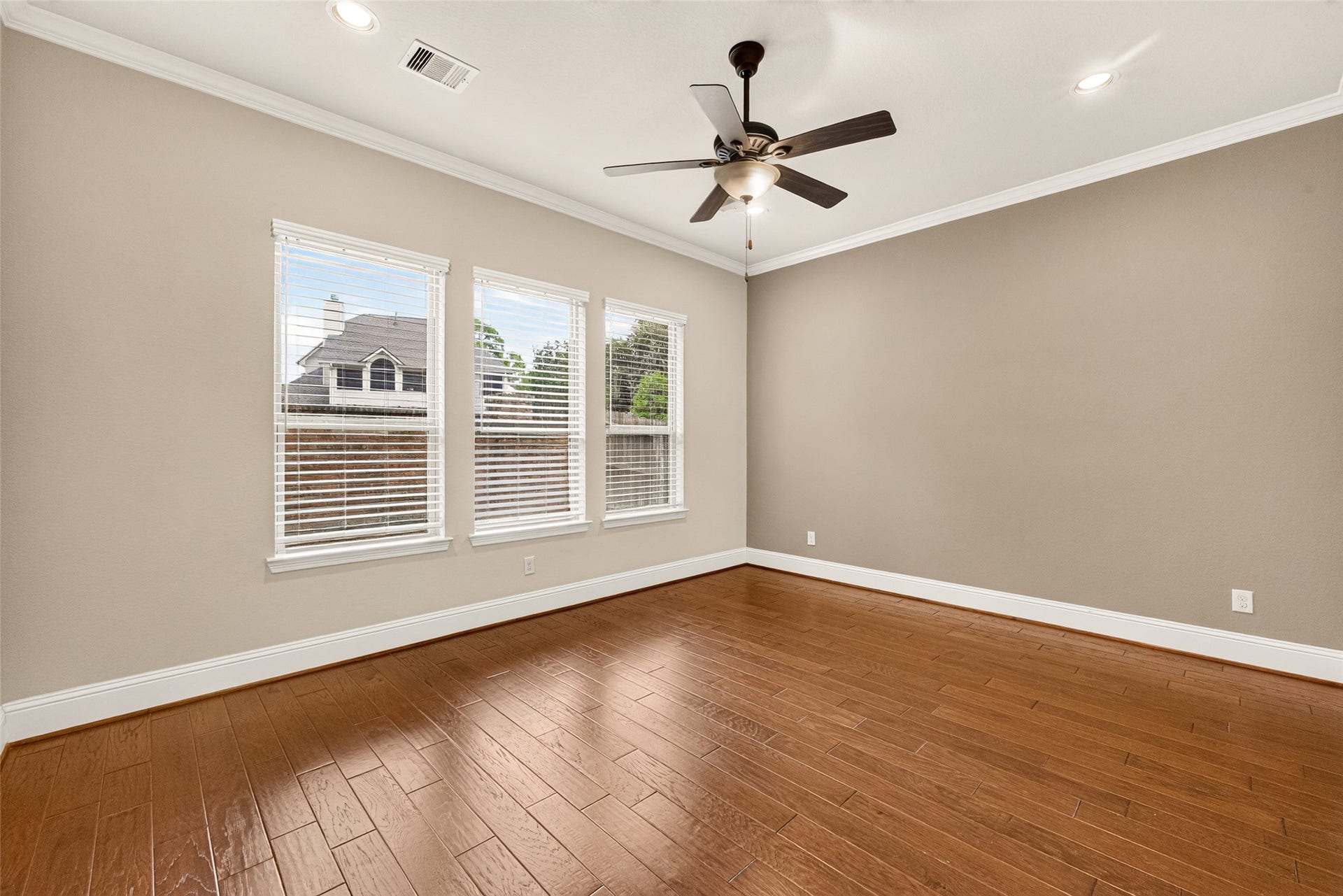 2029 Arrowood Glen Drive, Houston, TX 77077 2029 Arrowood Glen Drive, Houston, TX 77077