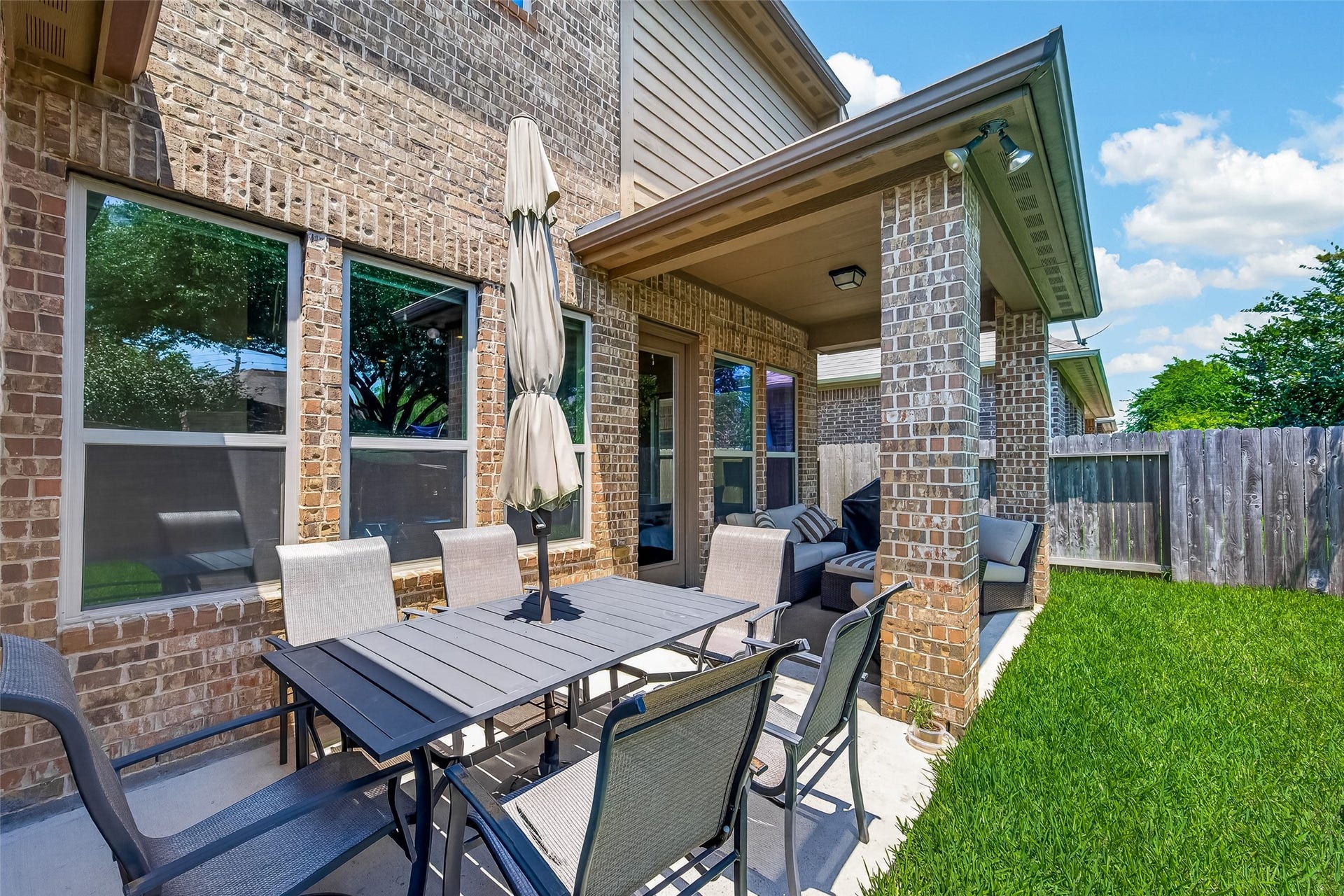 2029 Arrowood Glen Drive, Houston, TX 77077 2029 Arrowood Glen Drive, Houston, TX 77077