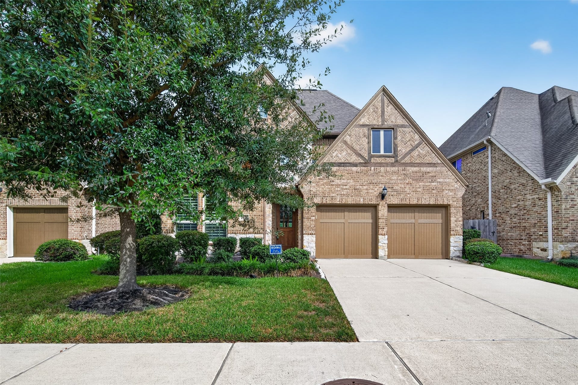 2029 Arrowood Glen Drive, Houston, TX 77077 2029 Arrowood Glen Drive, Houston, TX 77077