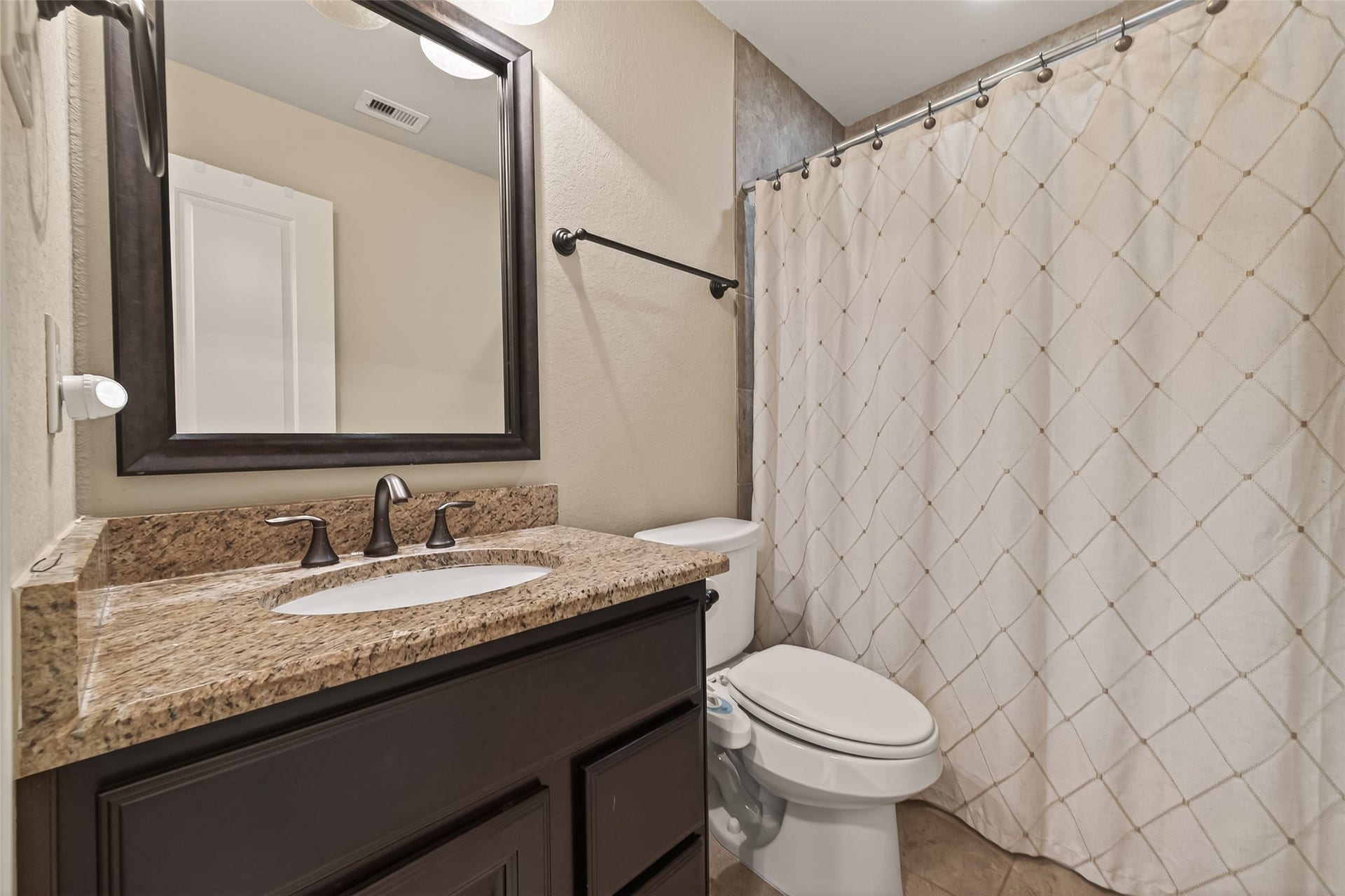 2029 Arrowood Glen Drive, Houston, TX 77077 2029 Arrowood Glen Drive, Houston, TX 77077