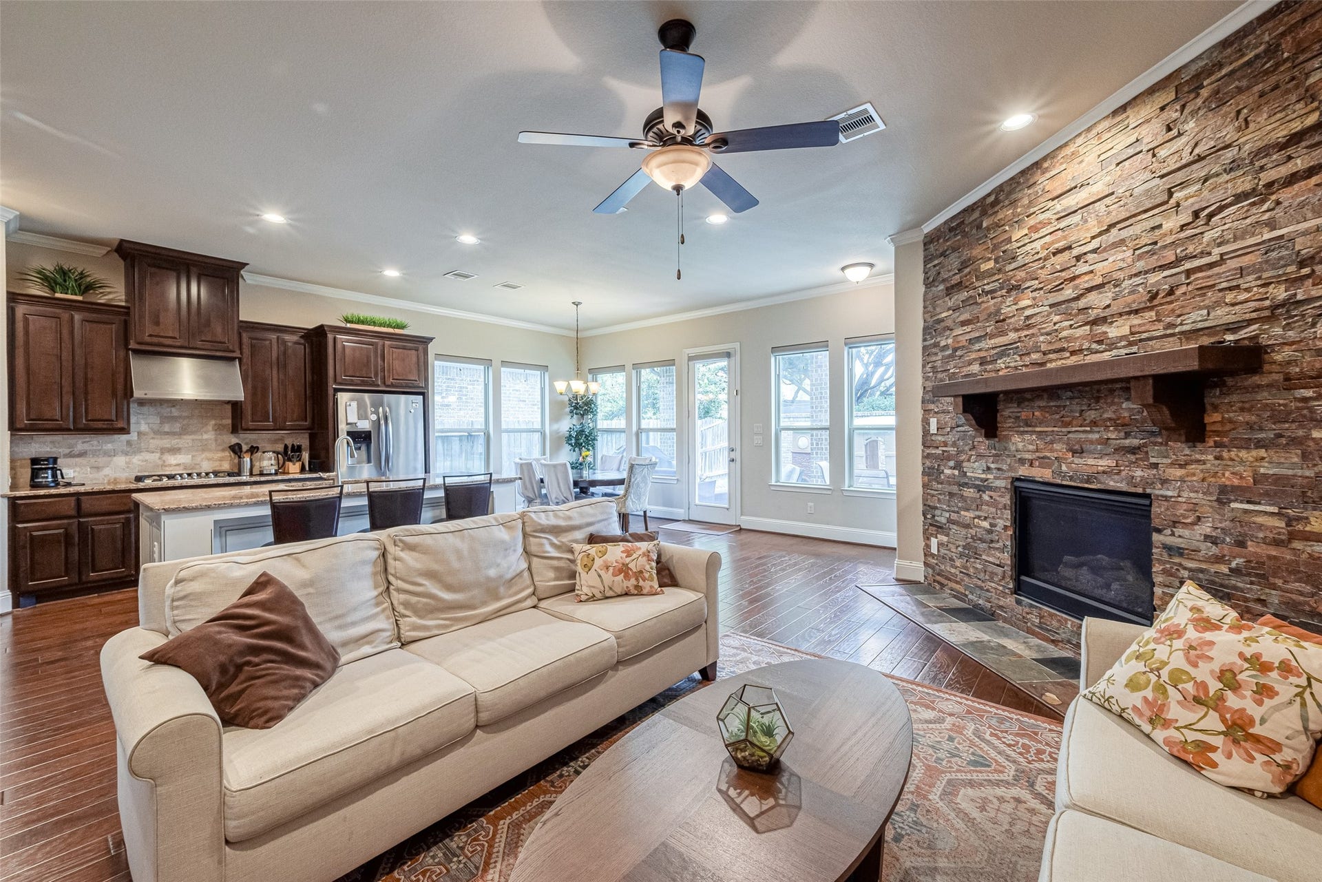 2029 Arrowood Glen Drive, Houston, TX 77077 2029 Arrowood Glen Drive, Houston, TX 77077
