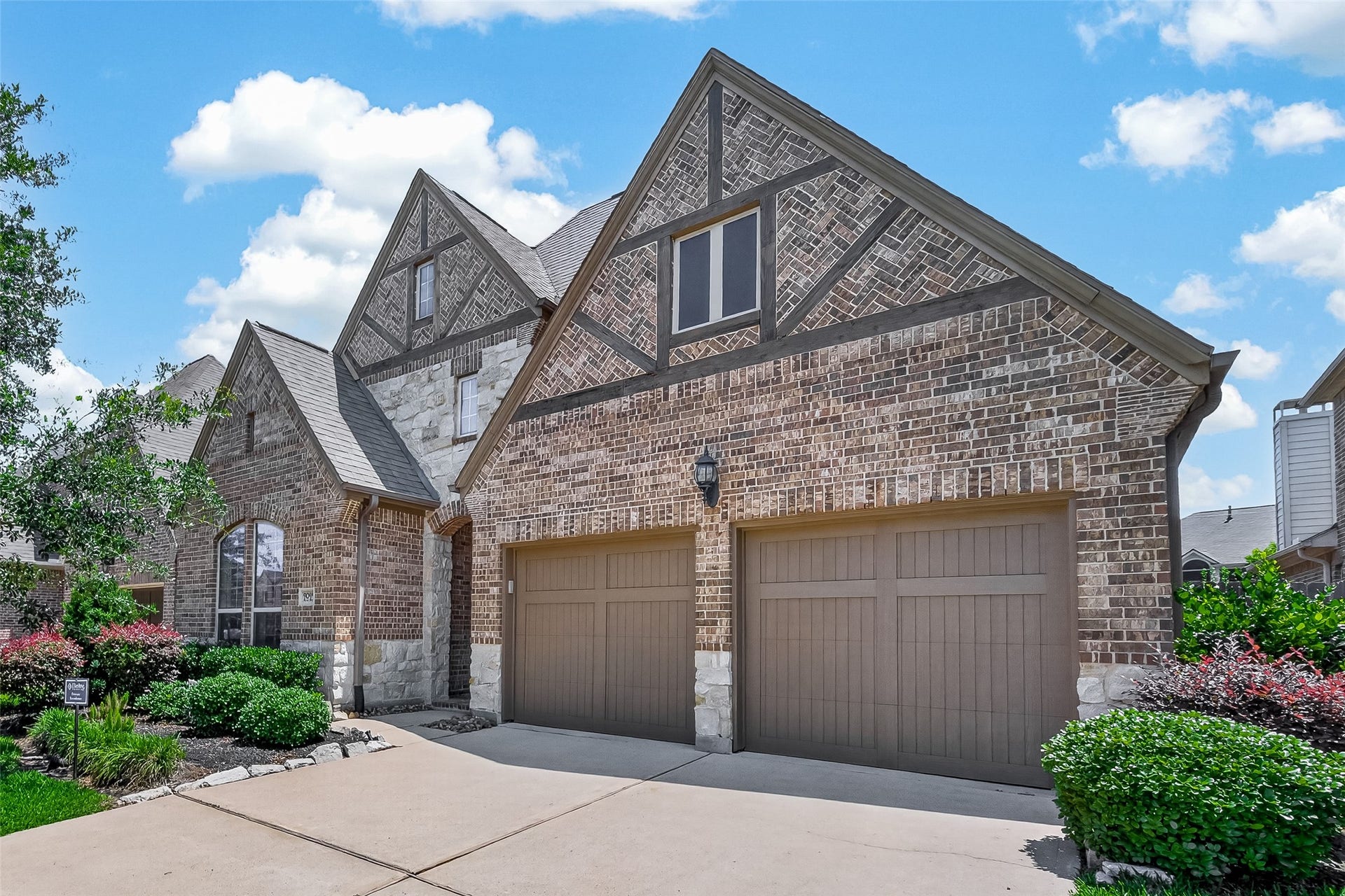 2029 Arrowood Glen Drive, Houston, TX 77077 2029 Arrowood Glen Drive, Houston, TX 77077
