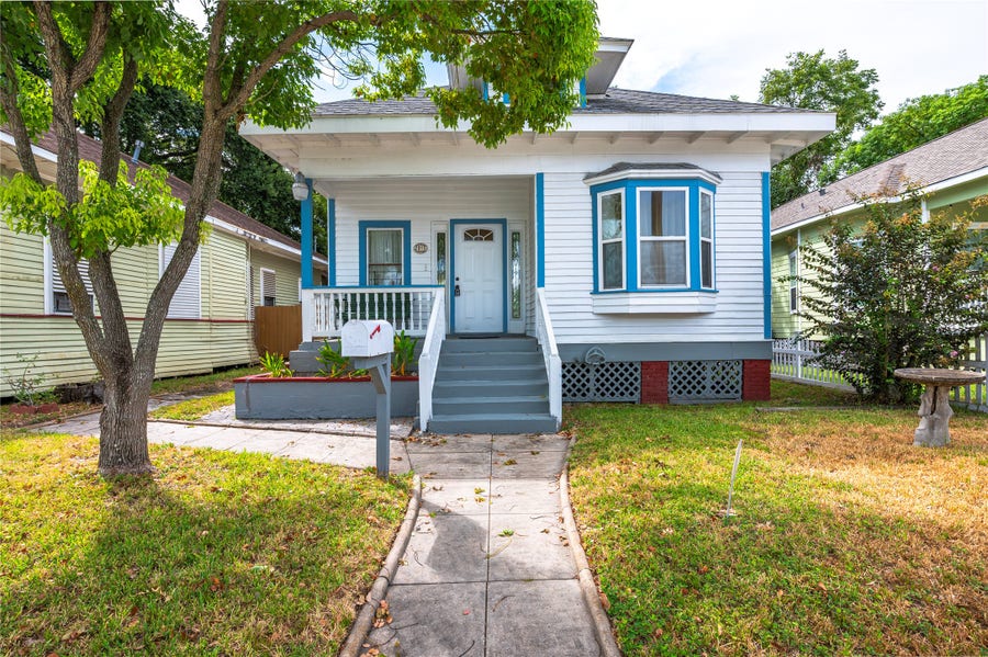 Property photo for 2915 Avenue N 1/2 Street, #1/2, Galveston, TX